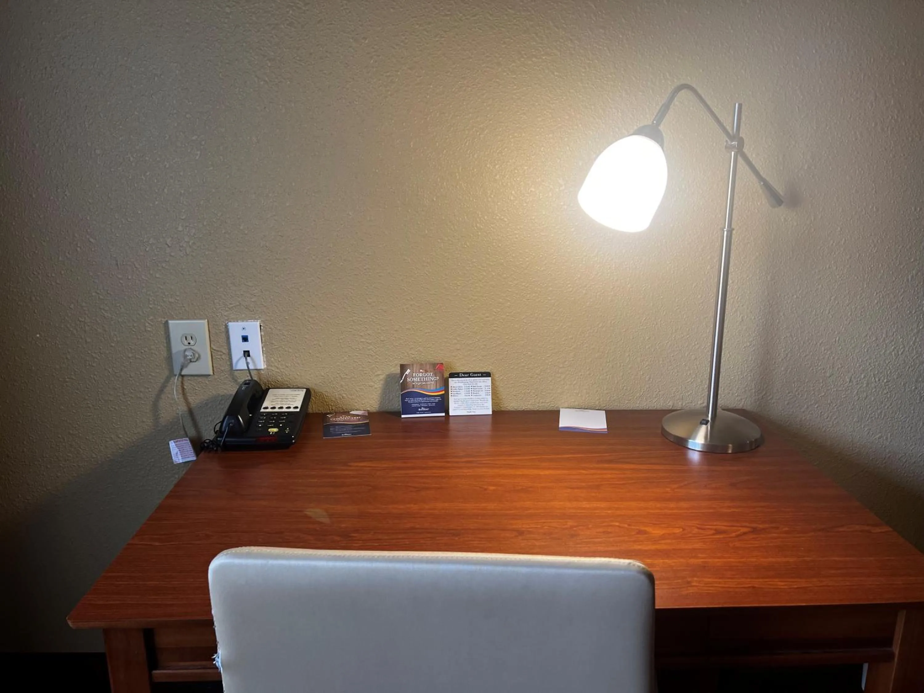 hair dresser in Baymont by Wyndham Cuero