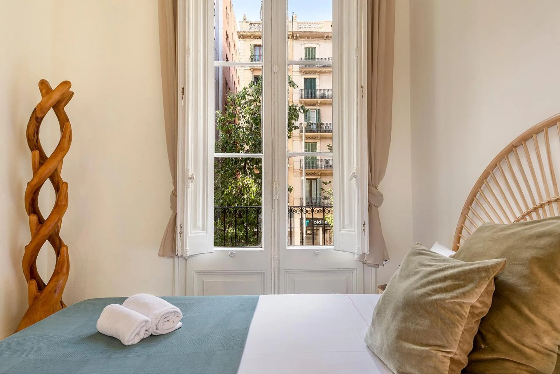 Aragó Suites