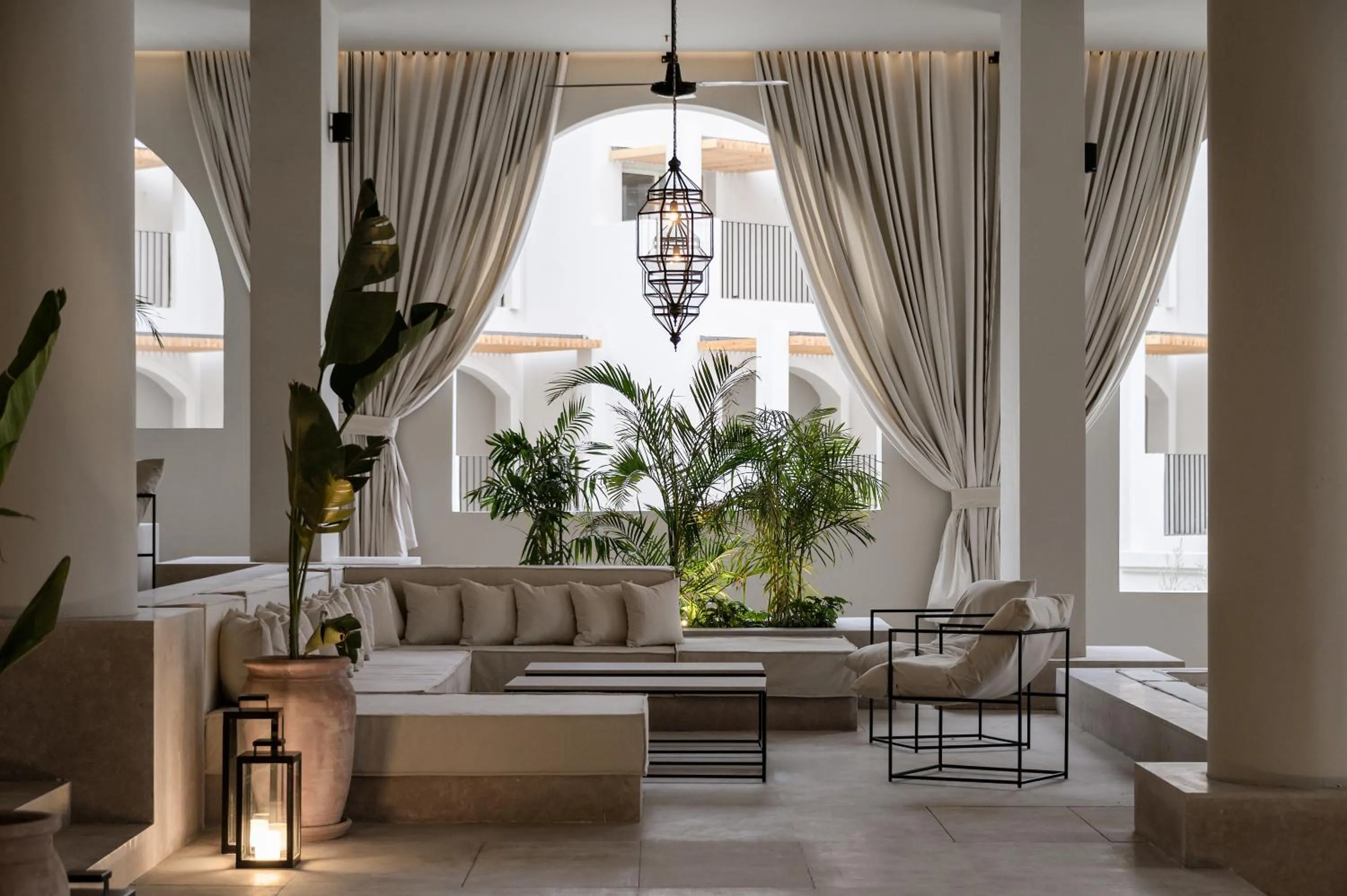 Restaurant/places to eat in Serry Beach Resort