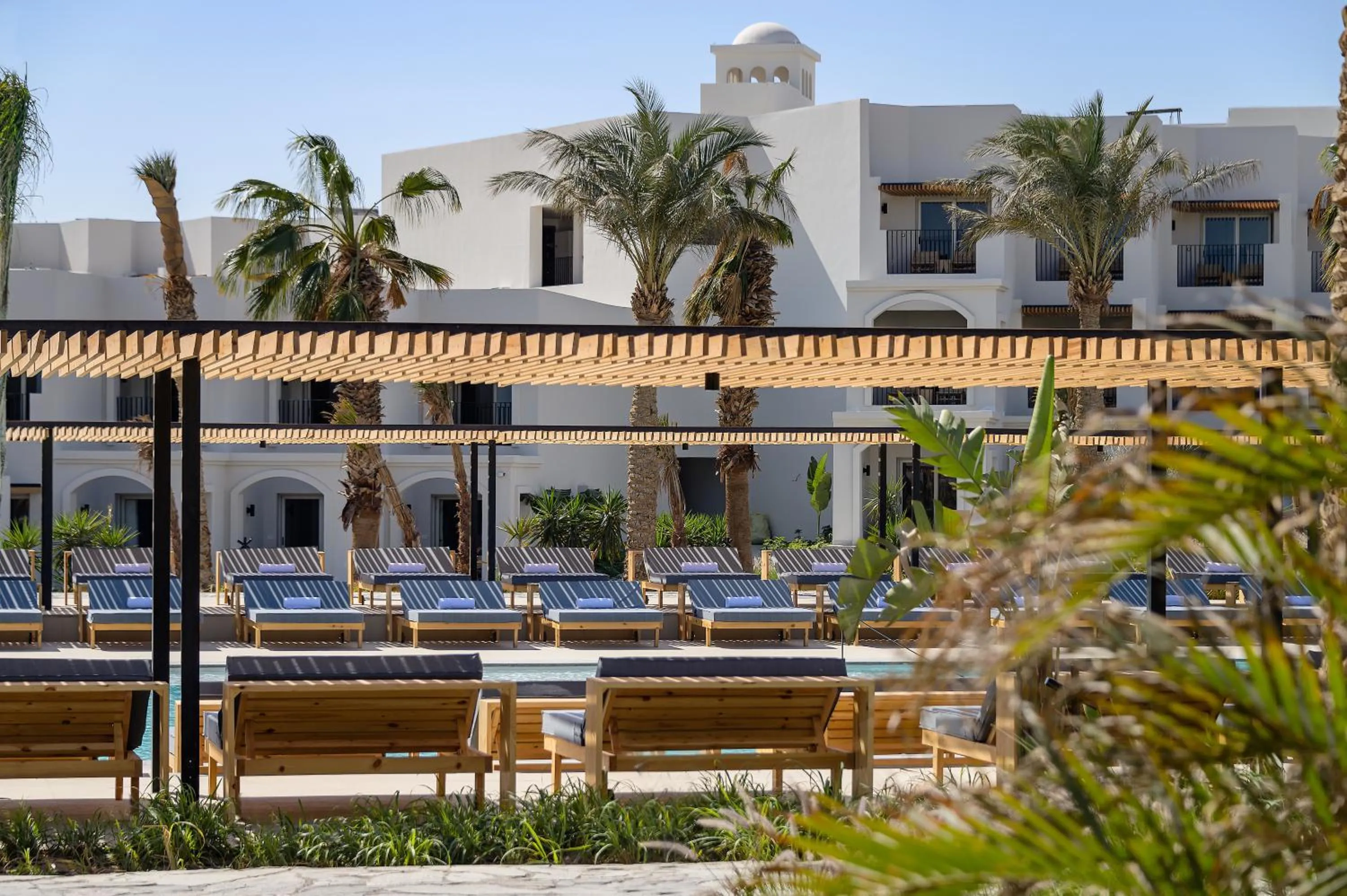 Swimming pool in Serry Beach Resort