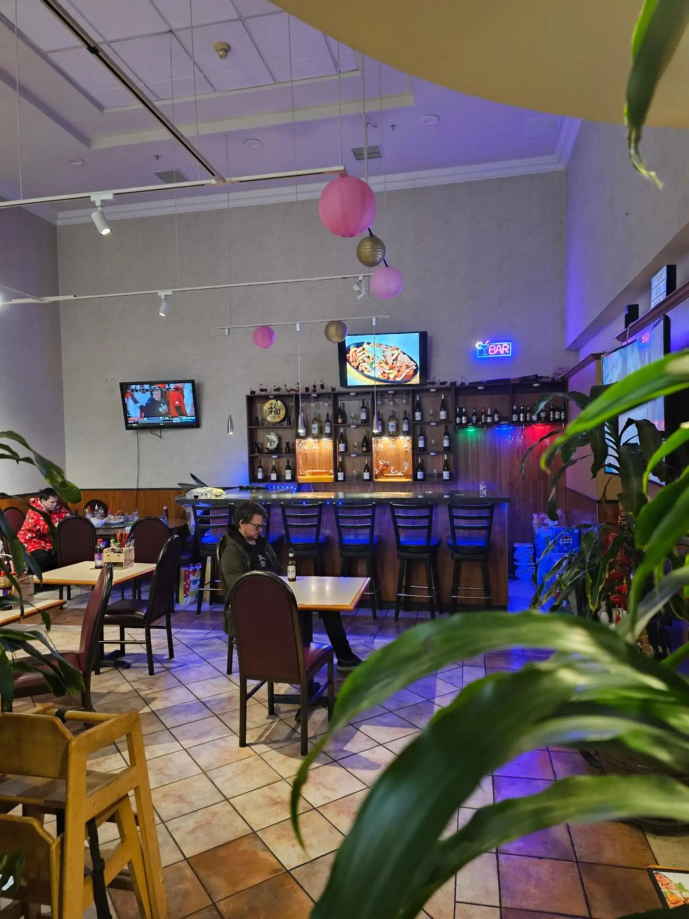 Restaurant/places to eat in Ramada by Wyndham SeaTac Airport Restaurant/places to eat in Ramada by Wyndham SeaTac Airport