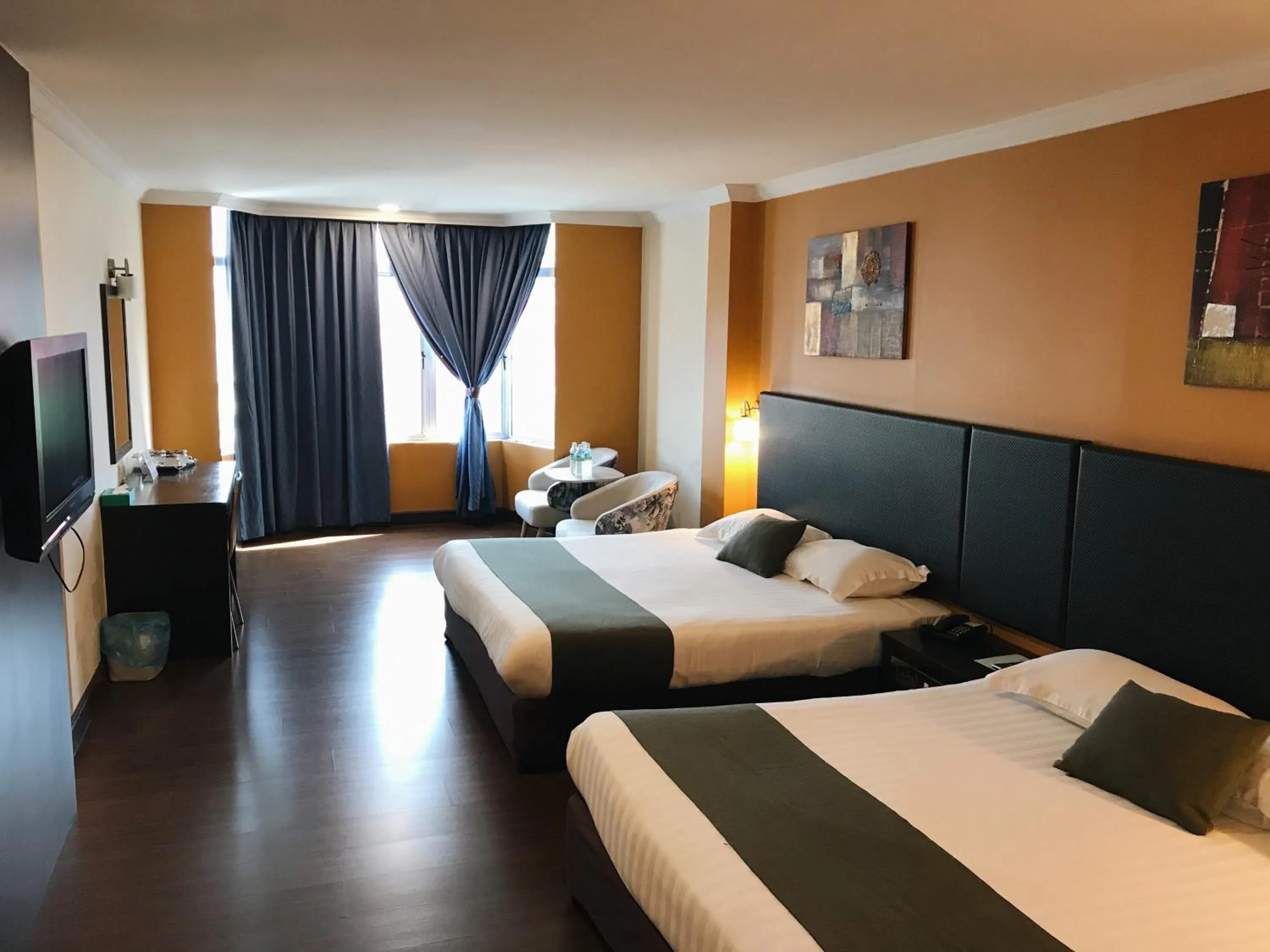 Bedroom, Bed in Legend Inn Taiping