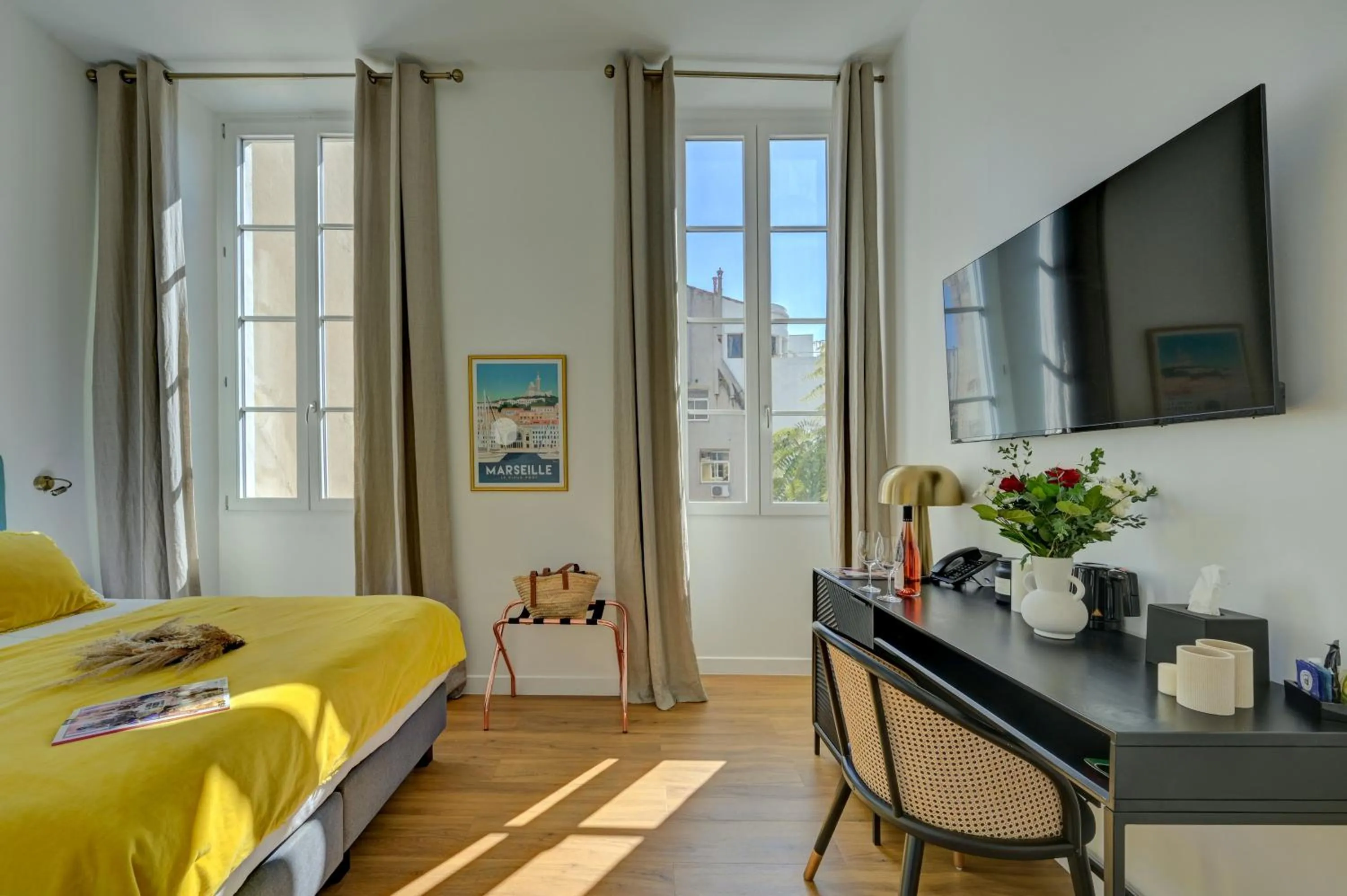 Bedroom, Bed in Boutique Hôtel Provencia
