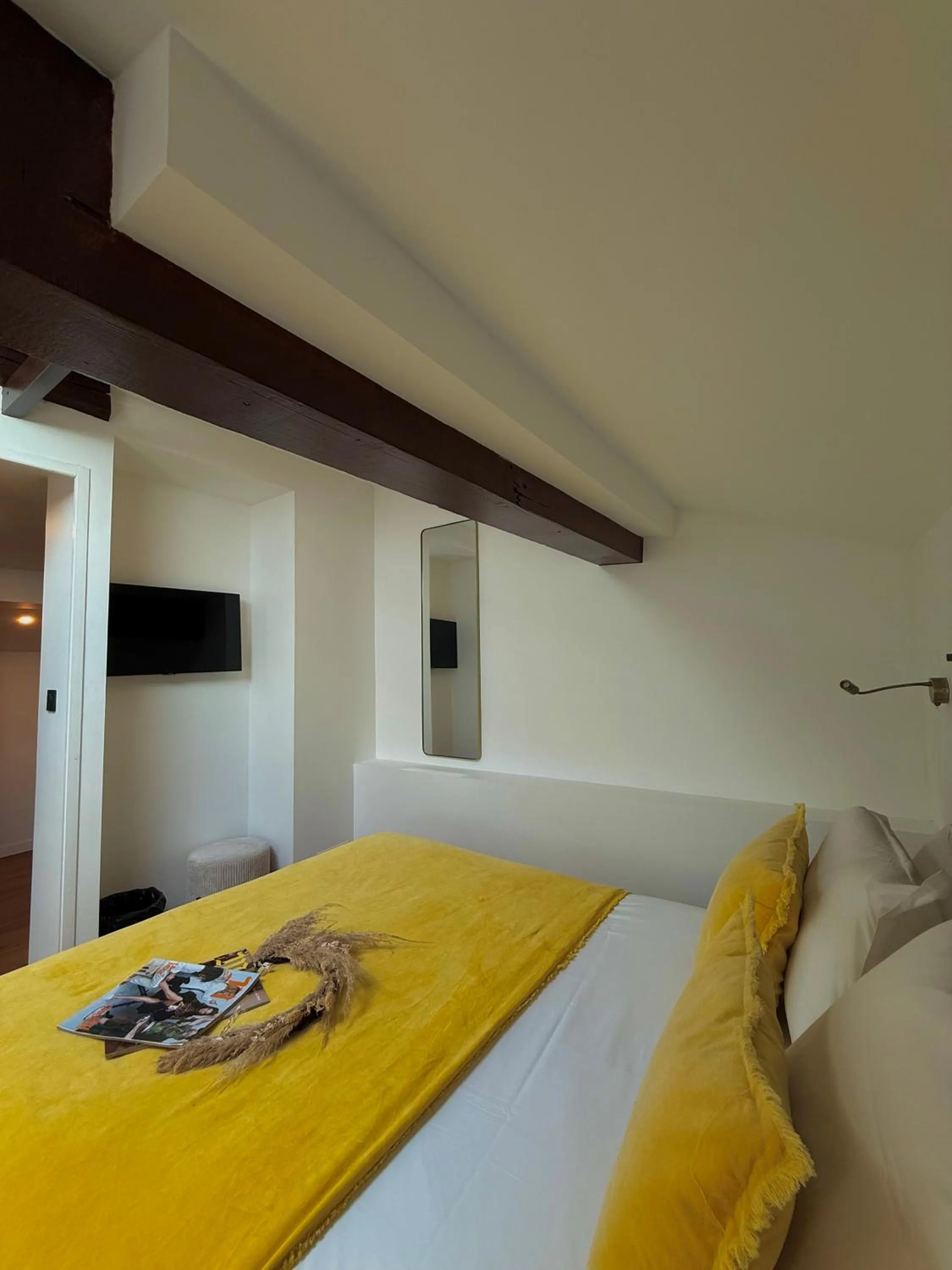 Bedroom, Bed in Boutique Hôtel Provencia