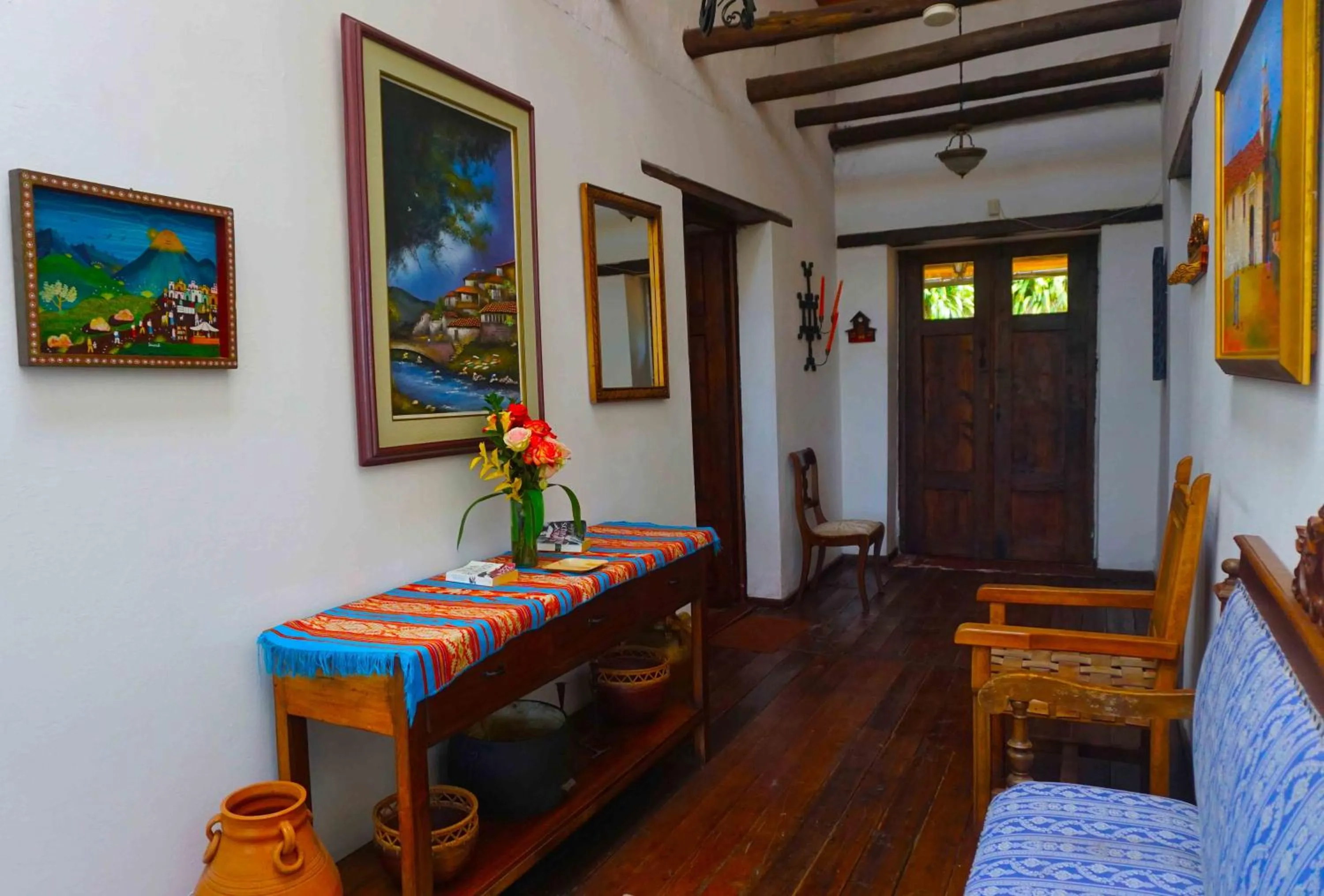 Seating area in Hacienda Hostería San Luis