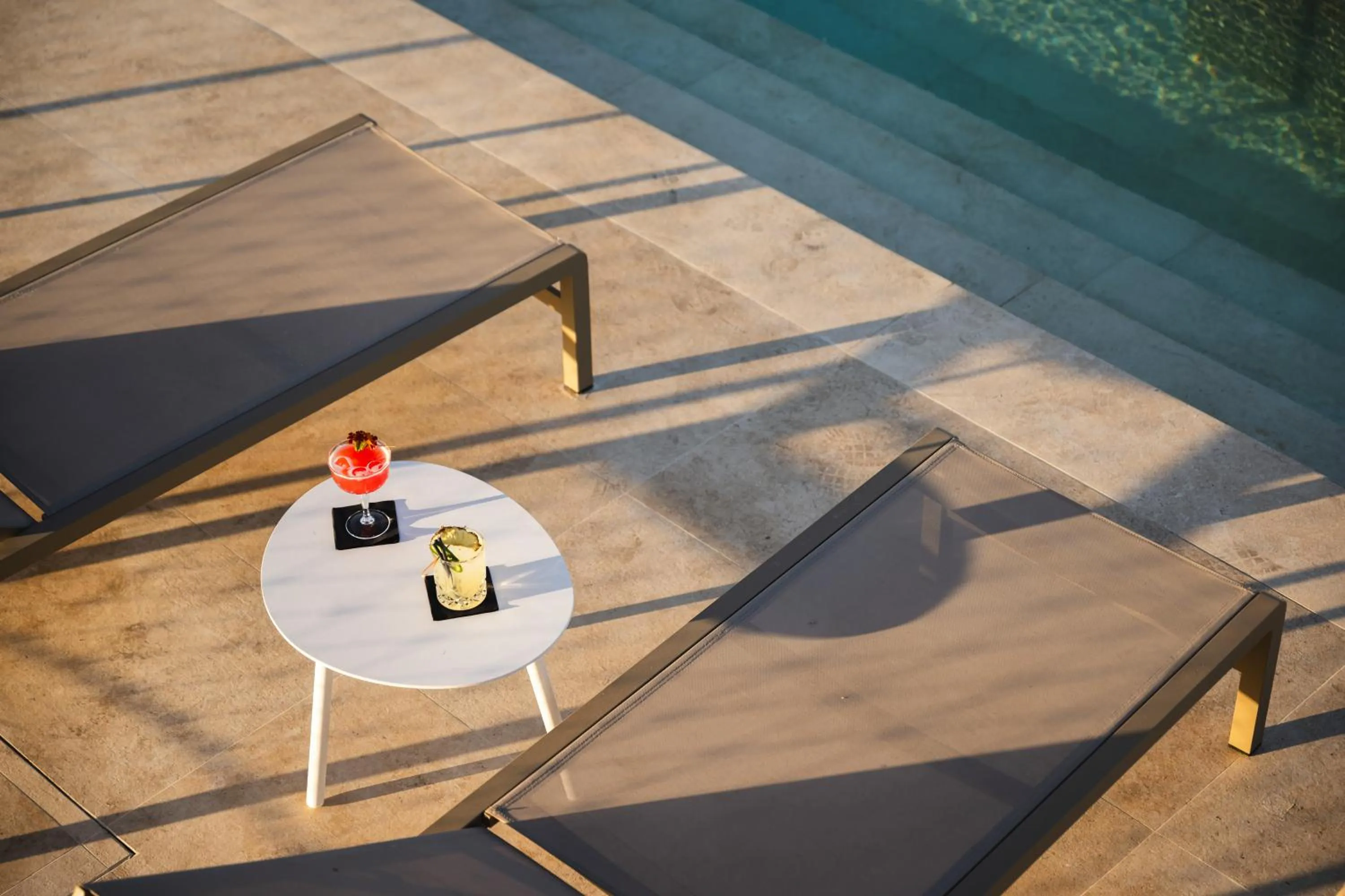 Restaurant/places to eat in XVI Suites - Adults Only