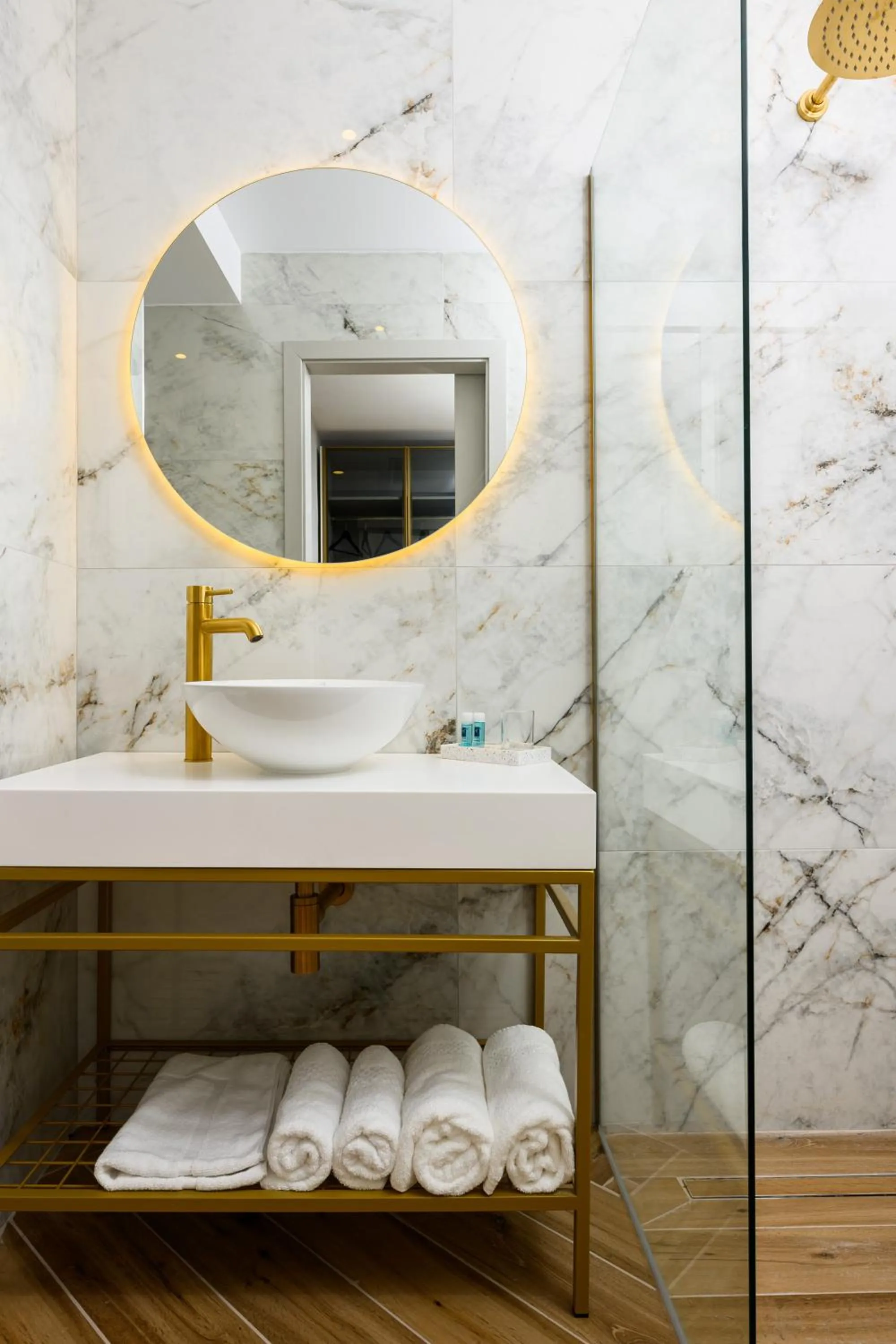 Shower in XVI Suites - Adults Only