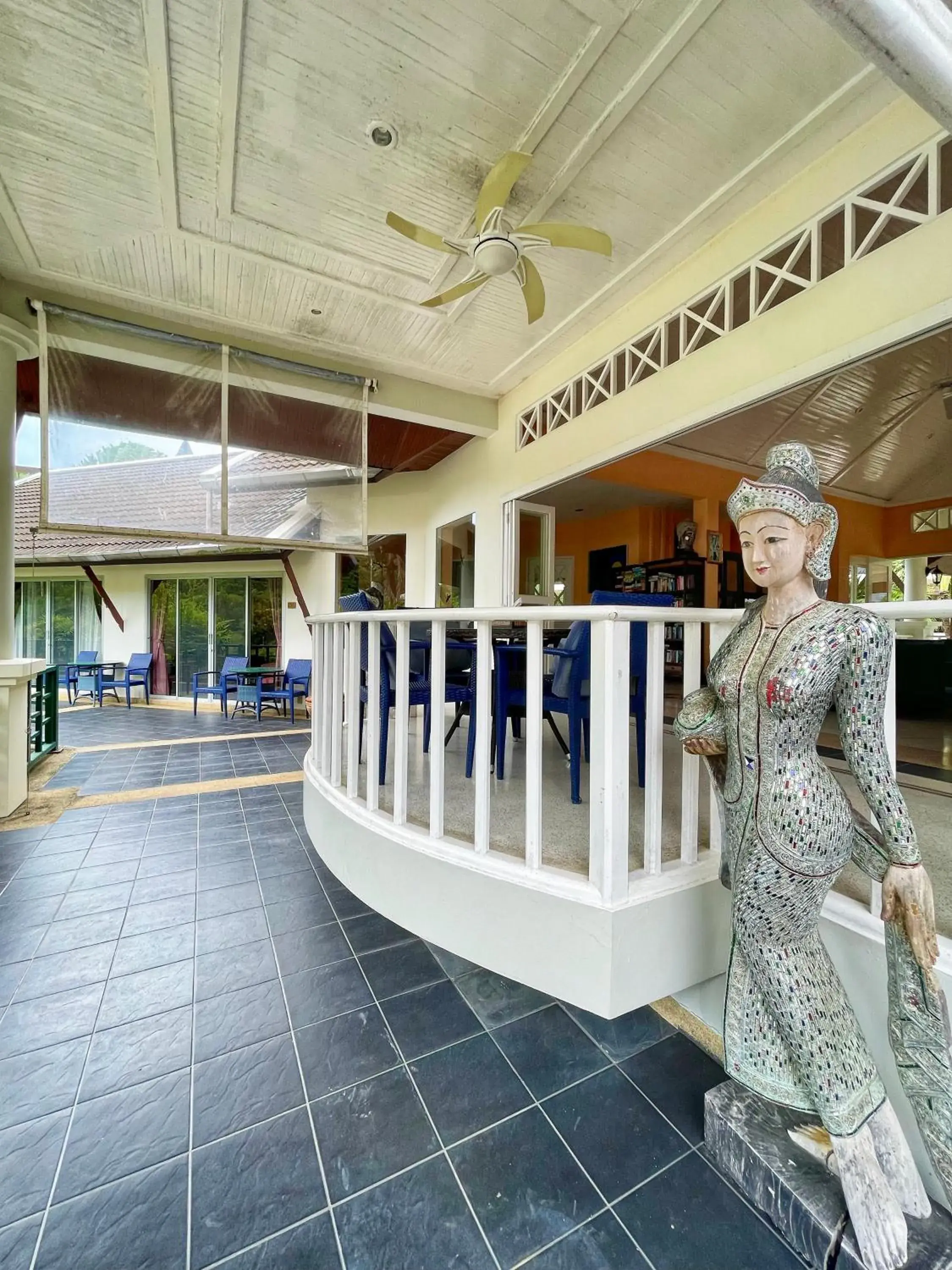 Restaurant/places to eat in Serenity Lakeside Resort Restaurant/places to eat in Serenity Lakeside Resort