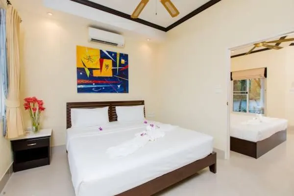 Bedroom, Bed in Serenity Lakeside Resort