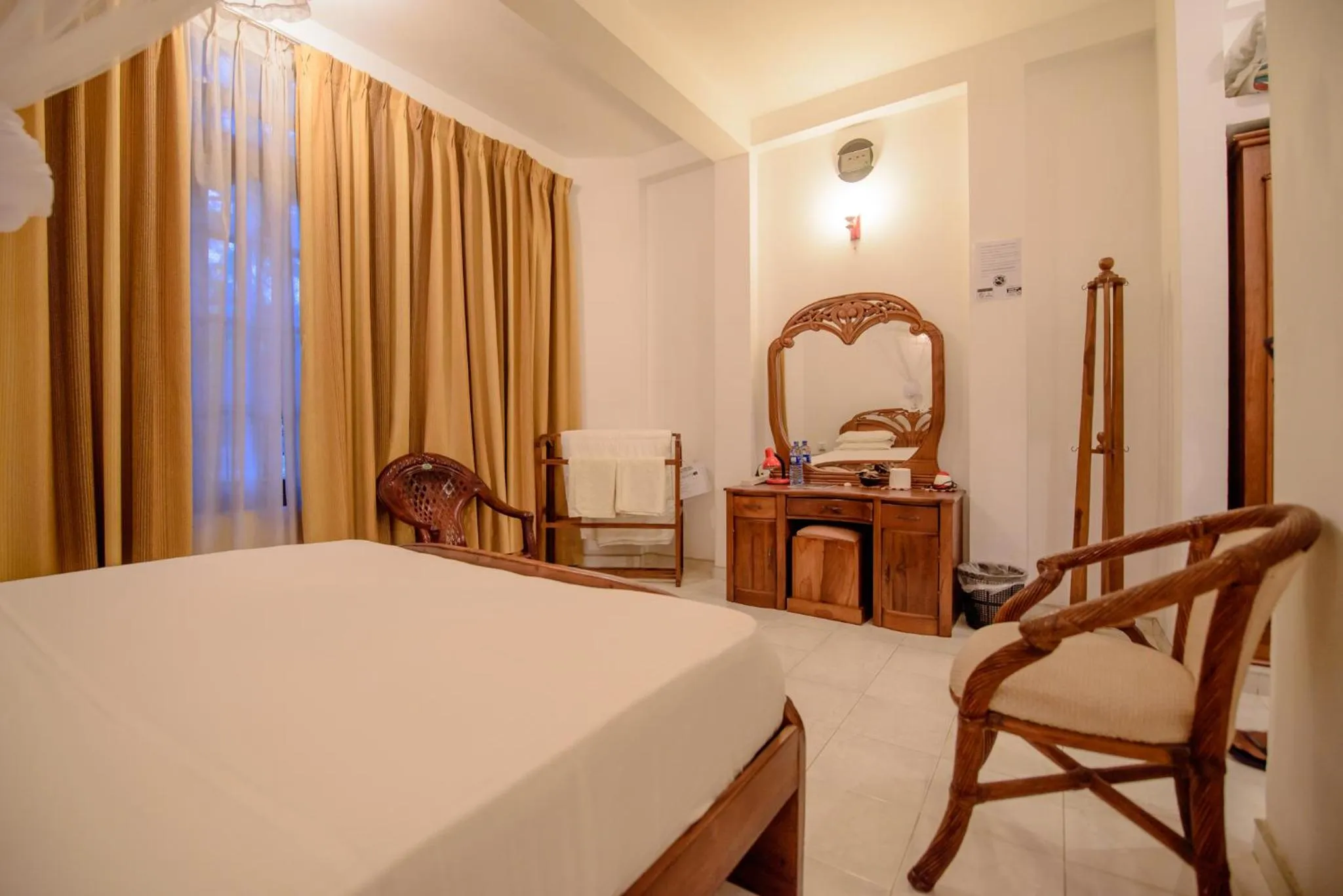 Bedroom, Bed in Muhsin Villa - Galle Fort