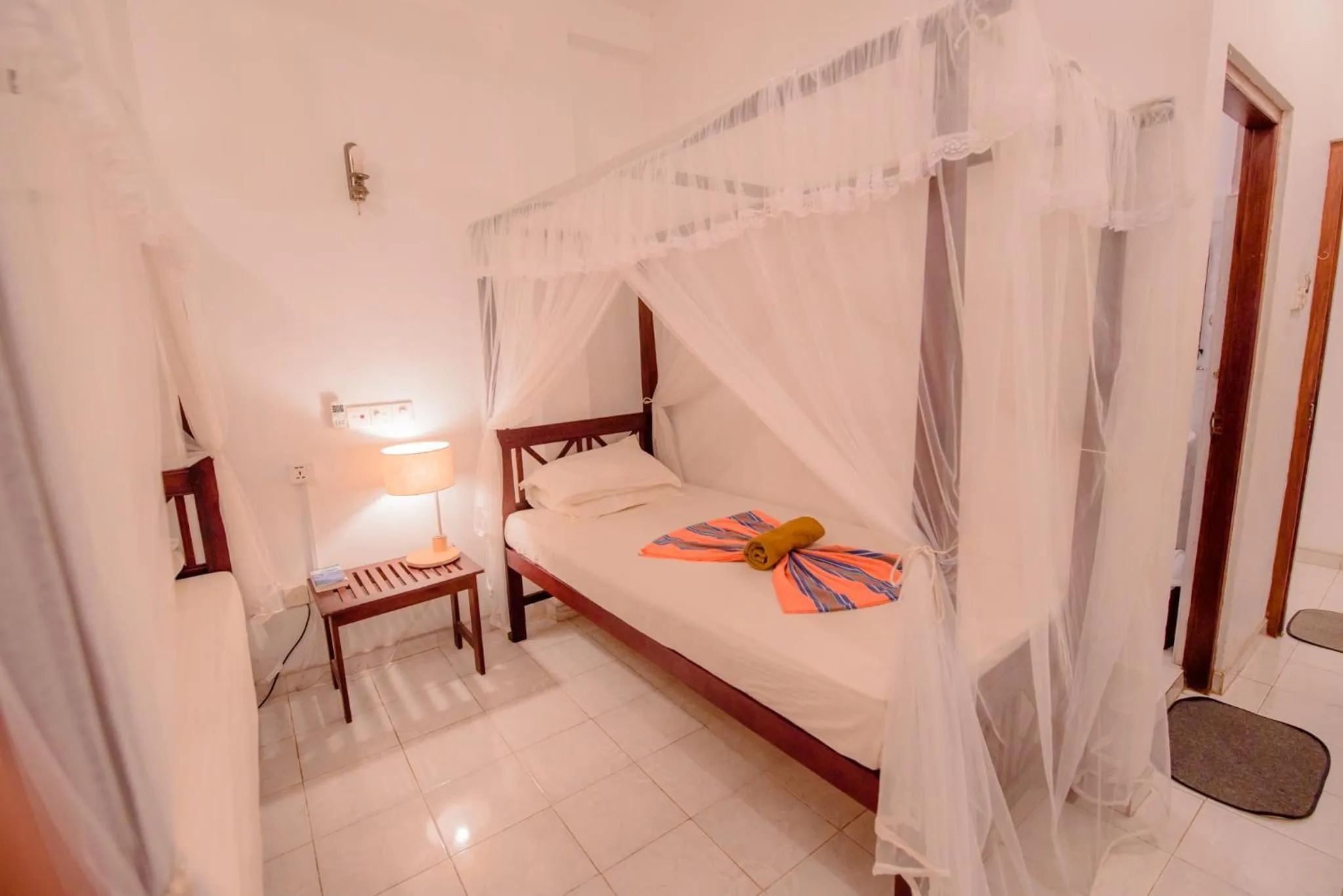 Bed in Muhsin Villa - Galle Fort