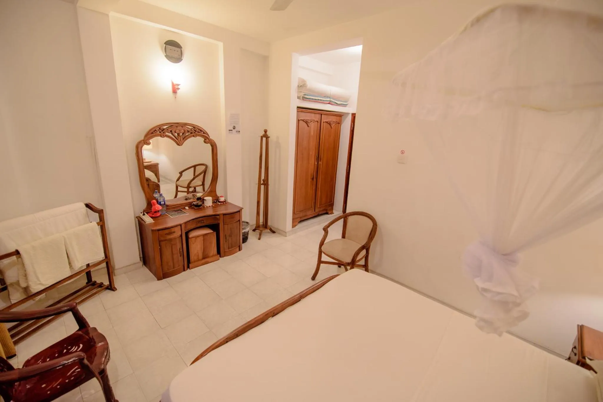 Bedroom, Bed in Muhsin Villa - Galle Fort