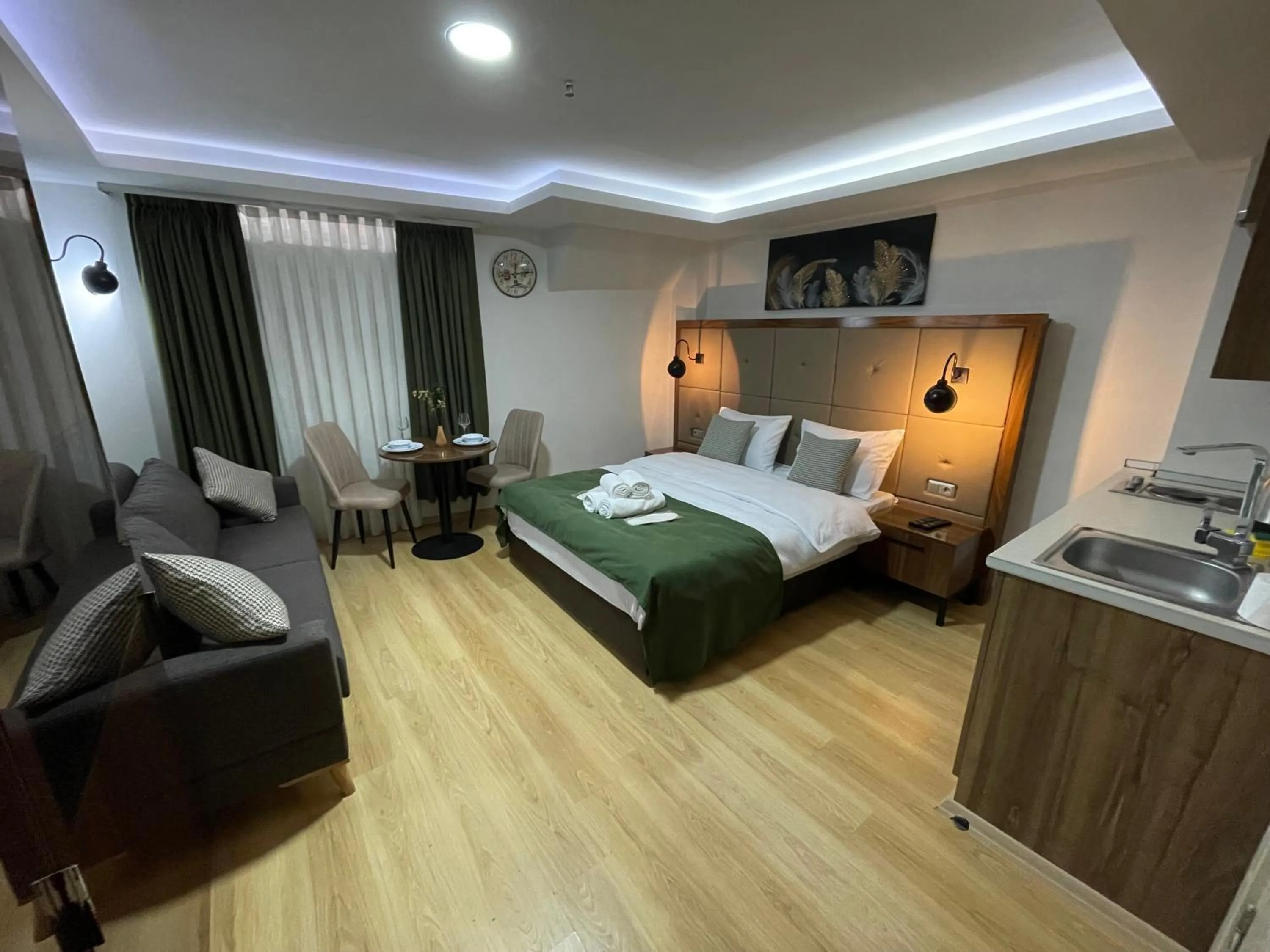 Bed in Elegance Suites