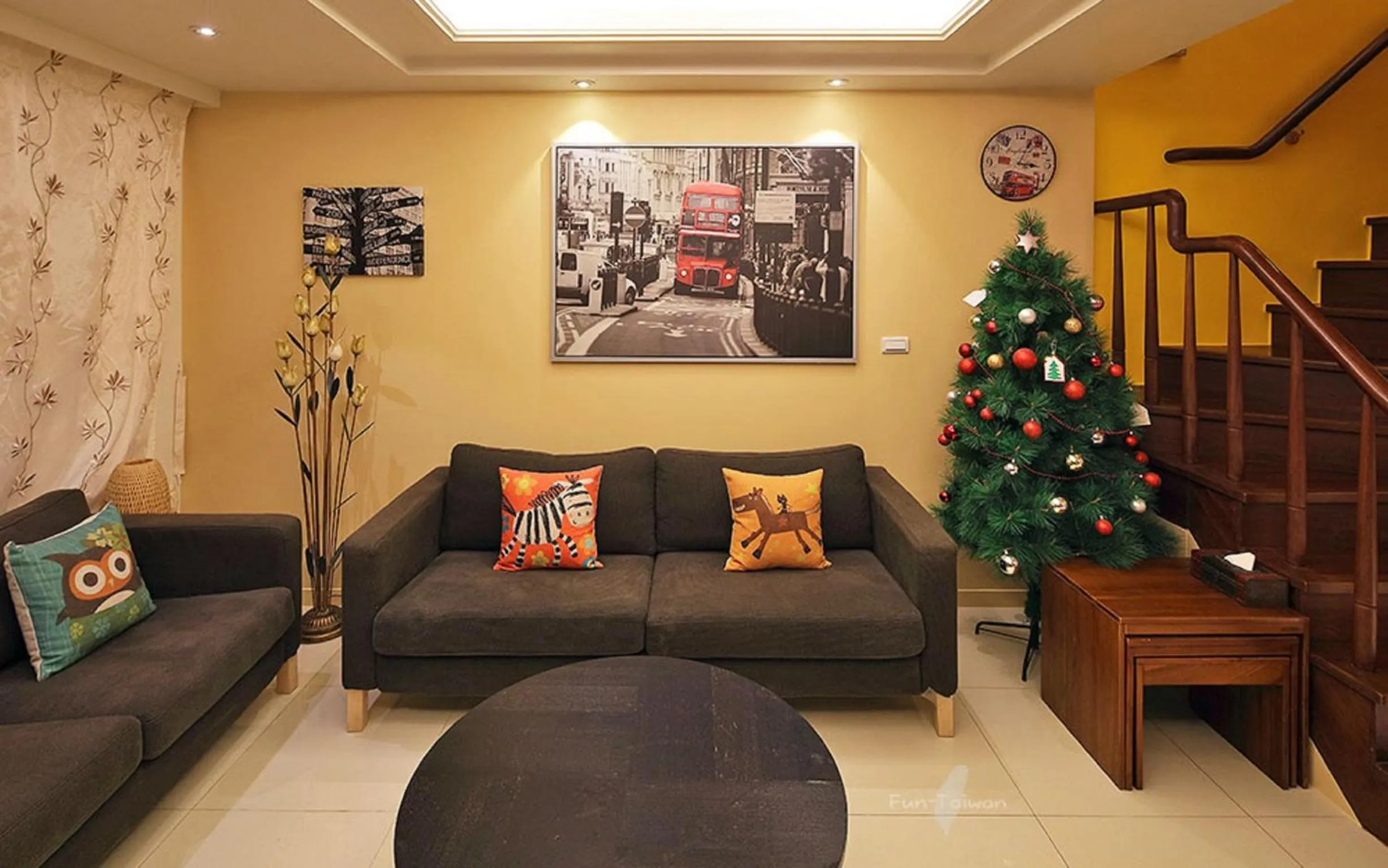 Facade/entrance in Park 61