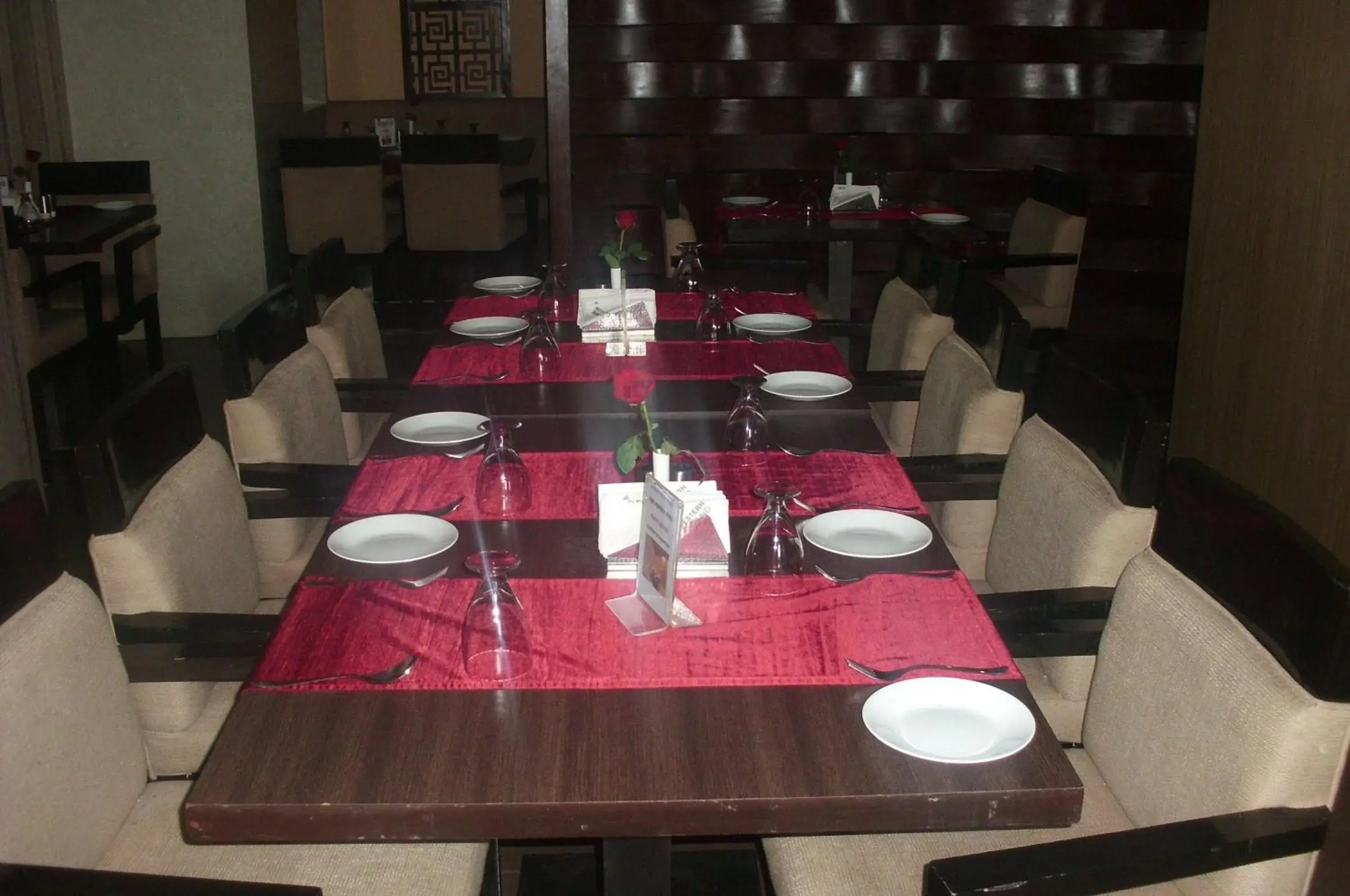 Restaurant/places to eat in SVN GRAND Restaurant/places to eat in SVN GRAND