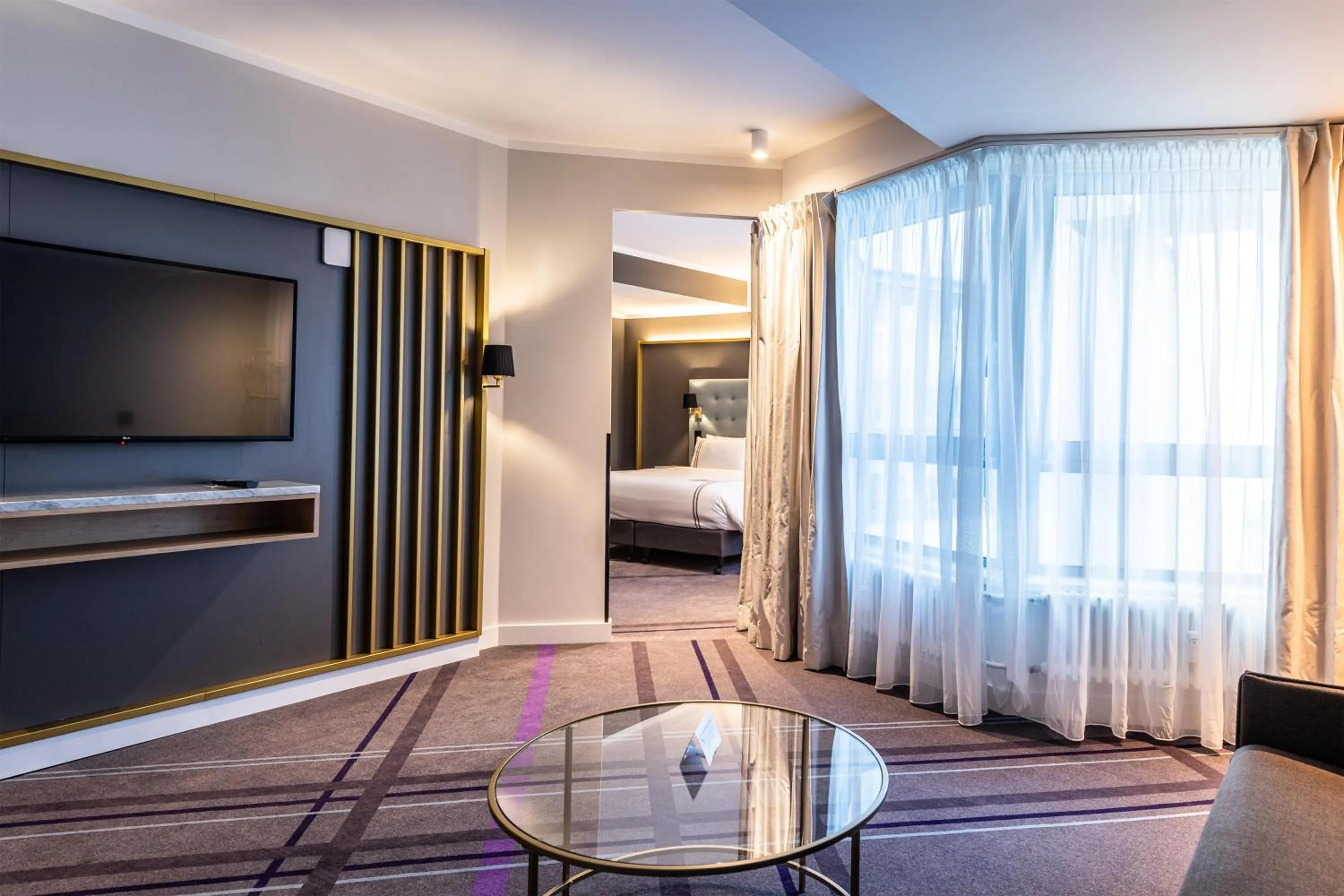 Bedroom, Bed in Premier Inn Saarbrücken City Centre