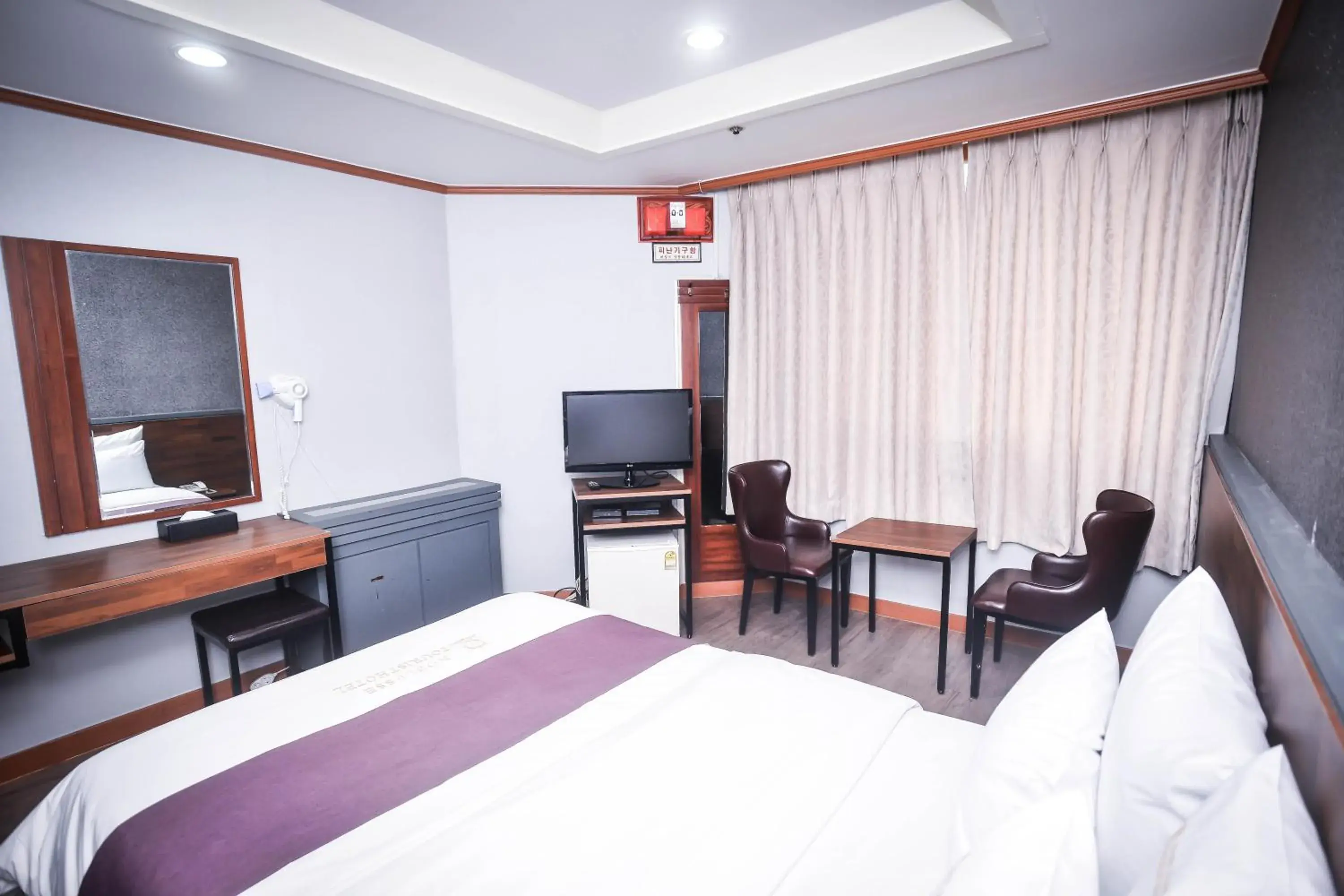 Bed in Hotel Noblesse Bed in Hotel Noblesse