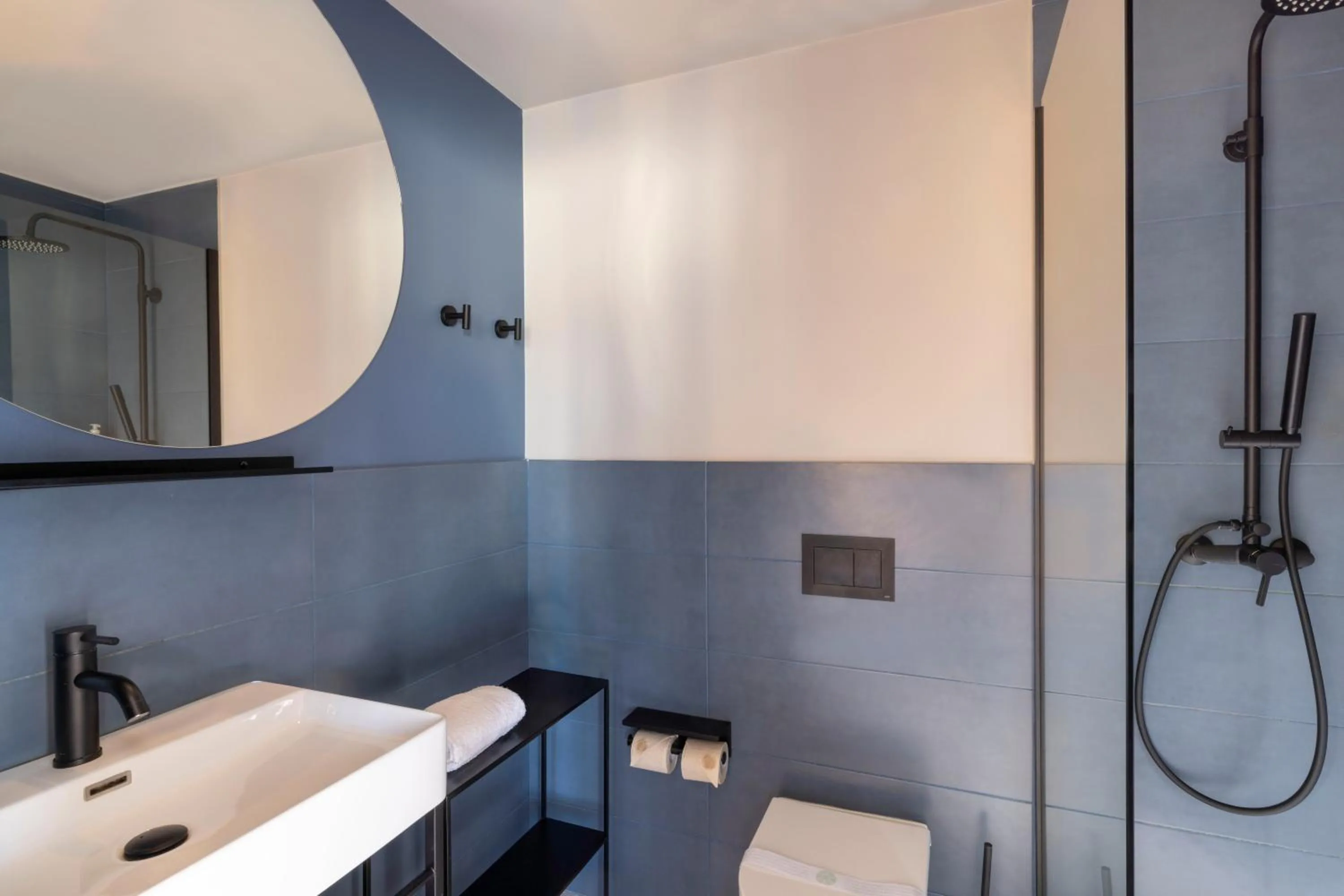 Bathroom in Crisol Promenade