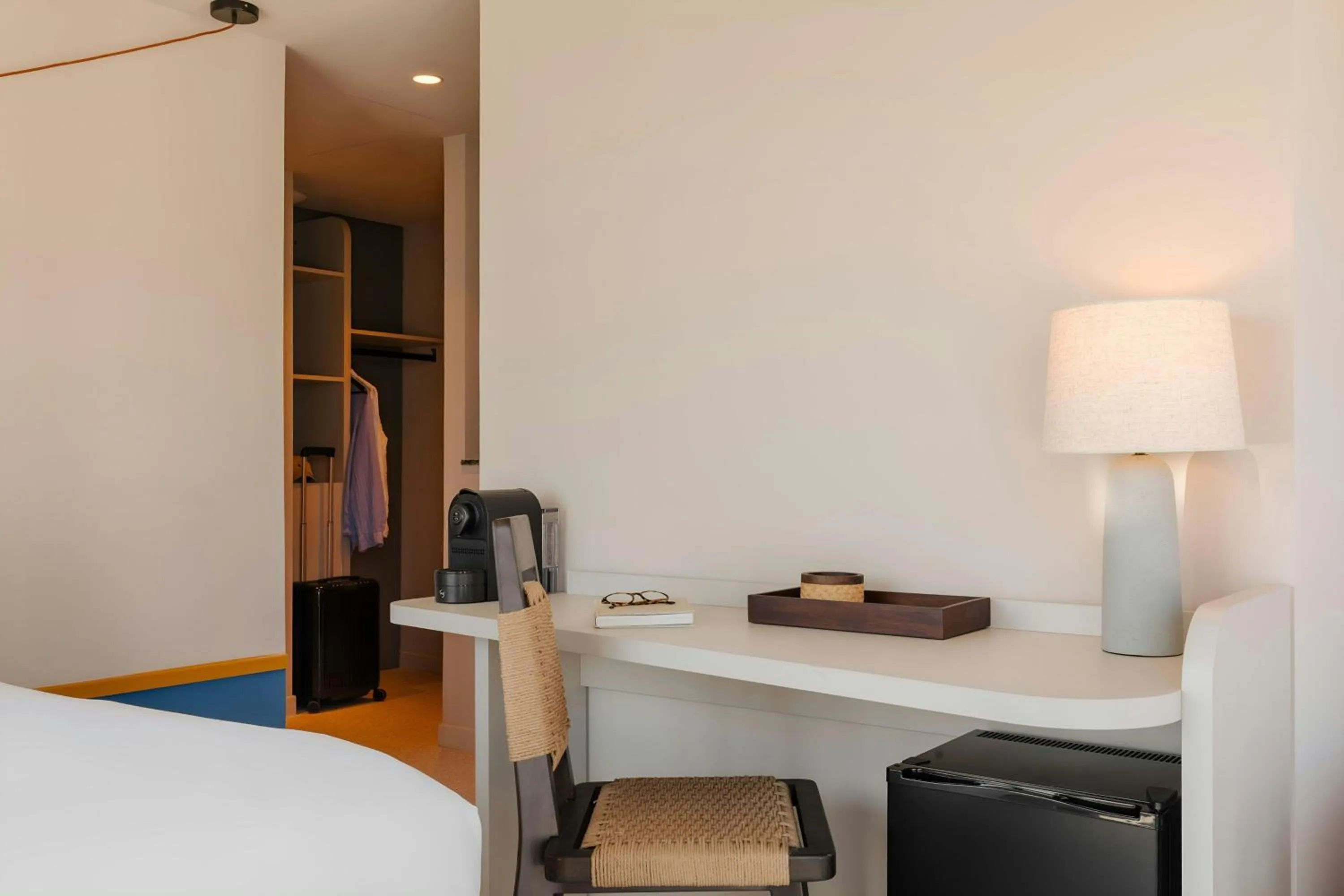 Bedroom, Bed in Yelo Promenade Hotel, Sonder Hotel by Marriott Bonvoy