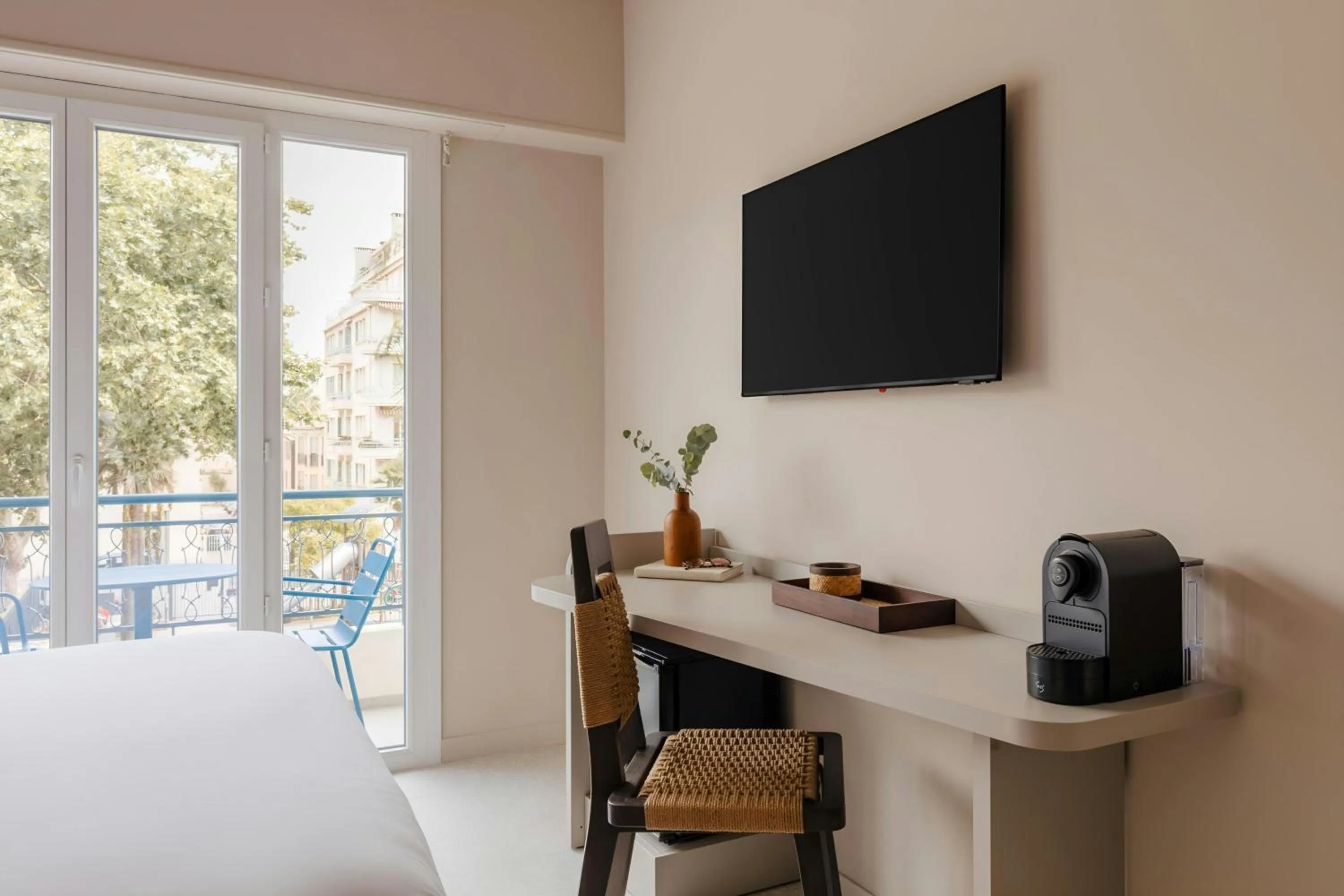 Bedroom in Yelo Promenade Hotel, Sonder Hotel by Marriott Bonvoy