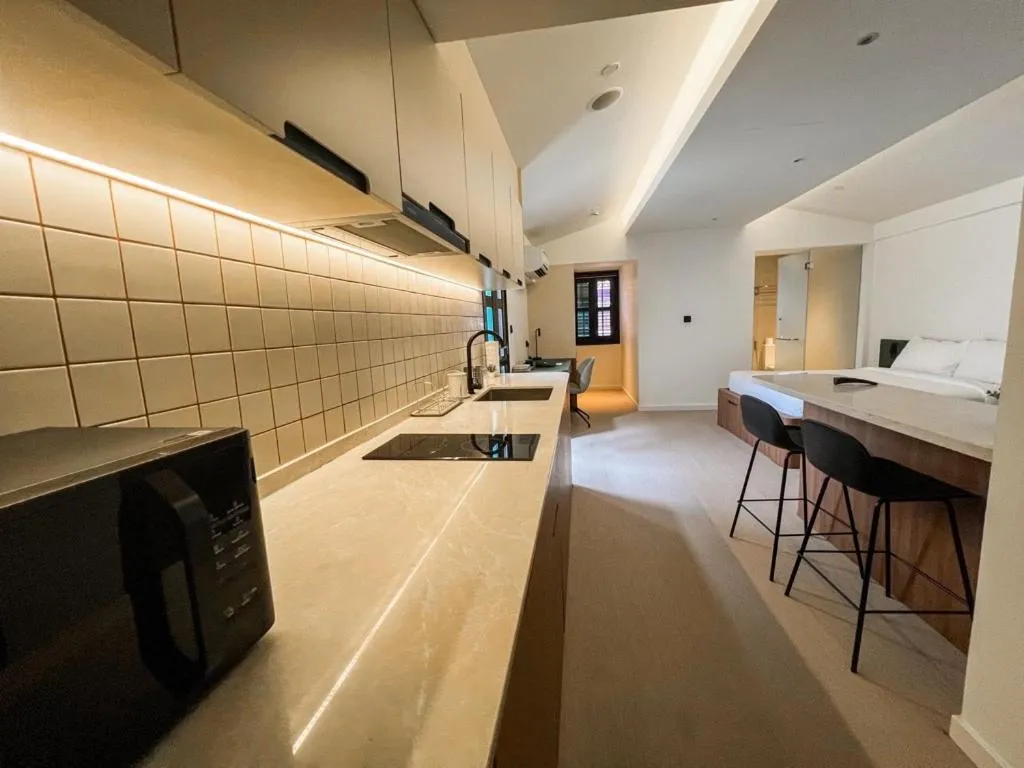 Kitchen or kitchenette in Weave Suites - Midtown