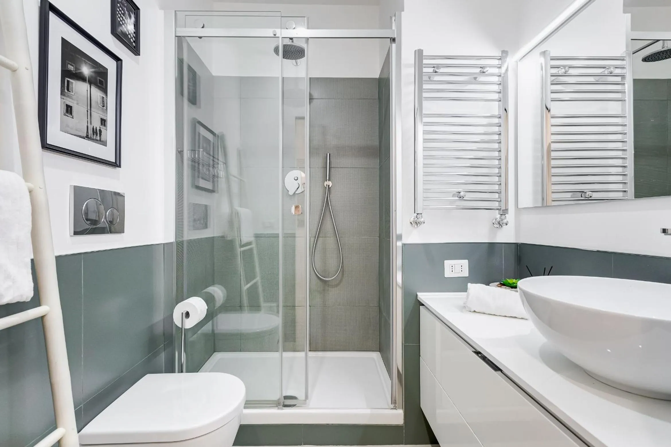 Bathroom in Colosseo Exclusive House by Premium Suites Collection