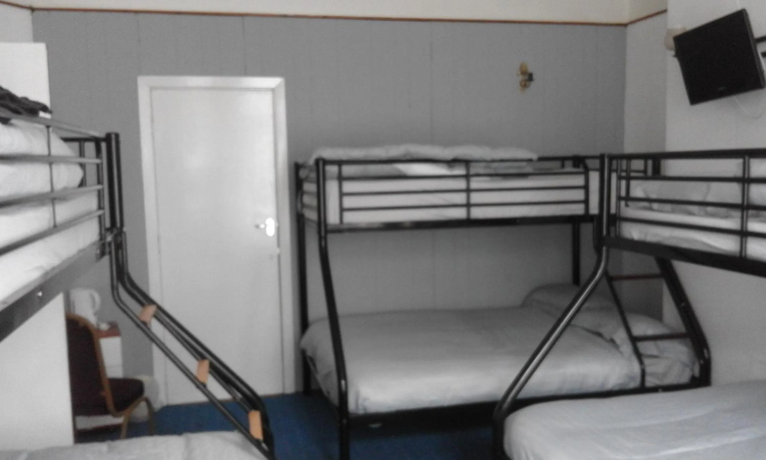 Bed in Jesmond International Hotel