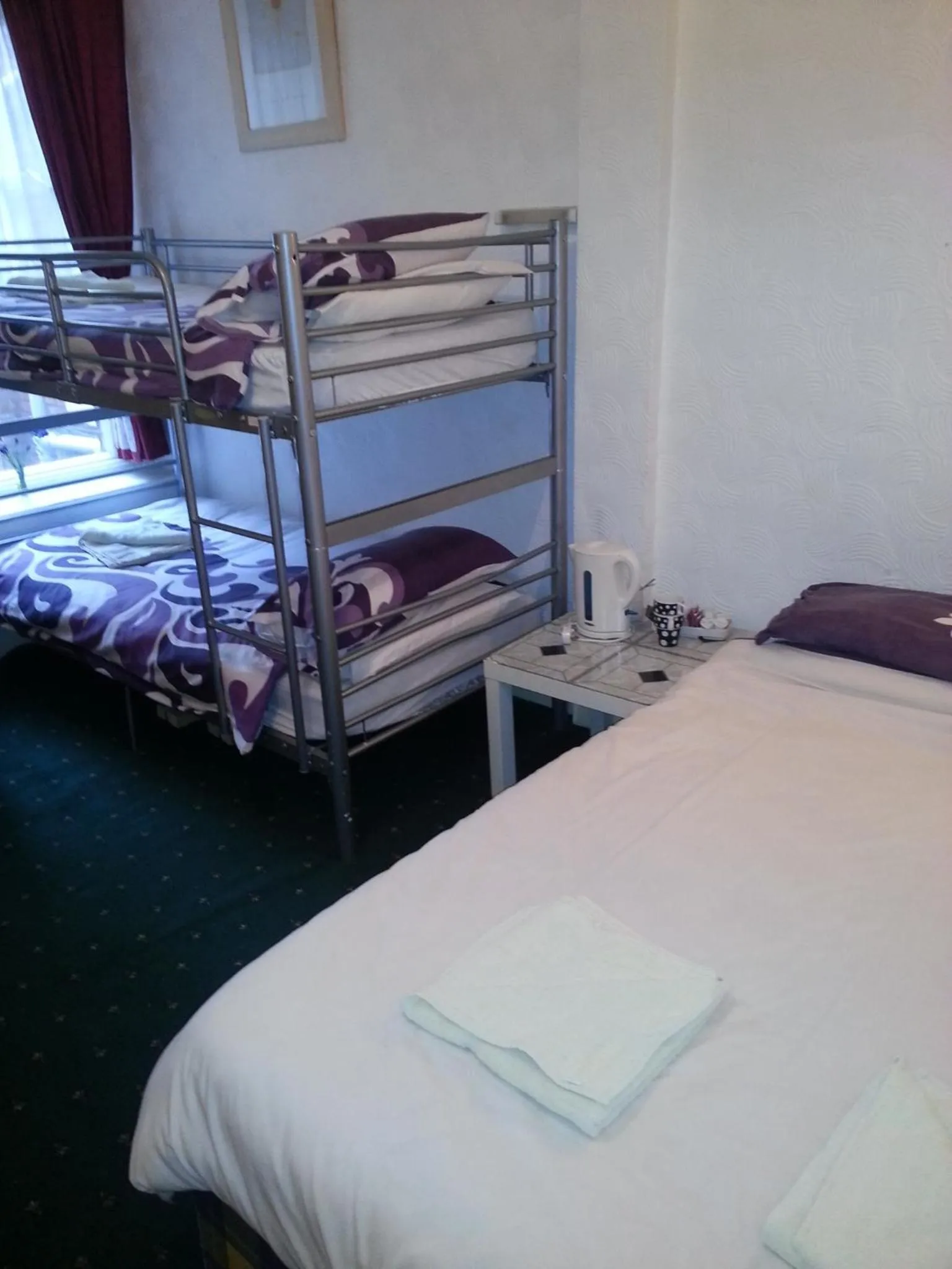 bunk bed, Bed in Jesmond International Hotel