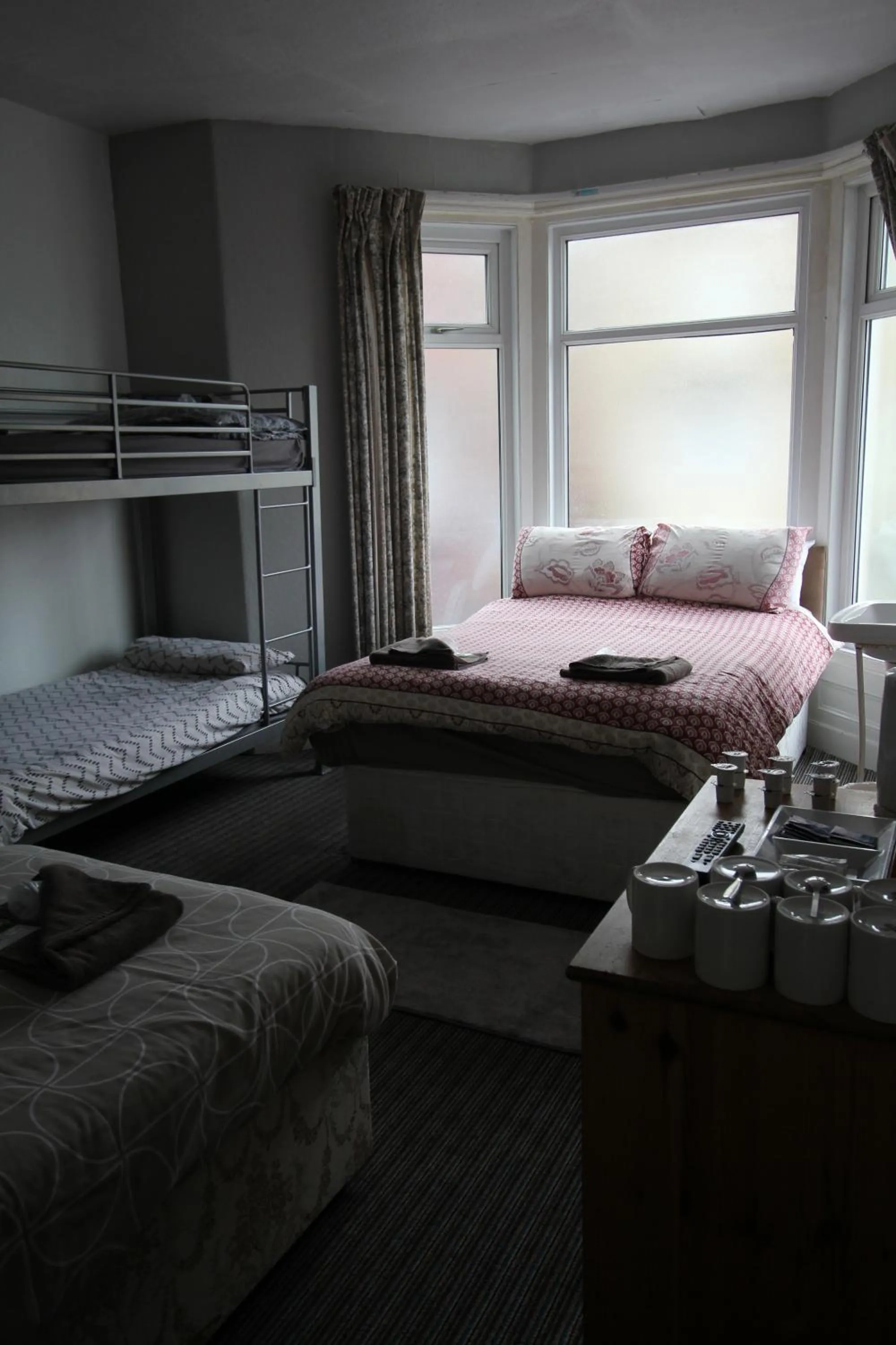 Bed in Jesmond International Hotel