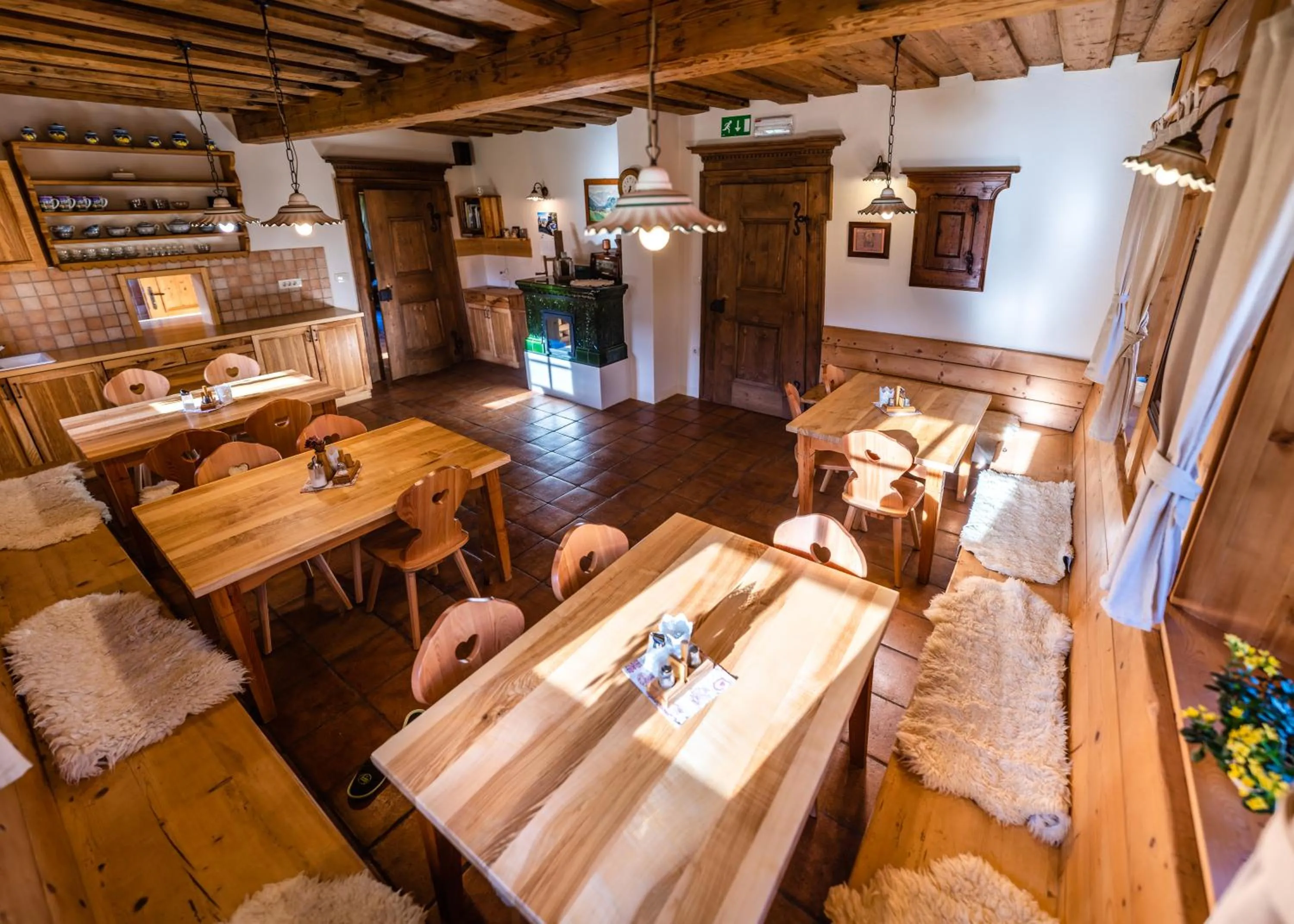 Dining area in Tourist Farm Šenkova Domačija