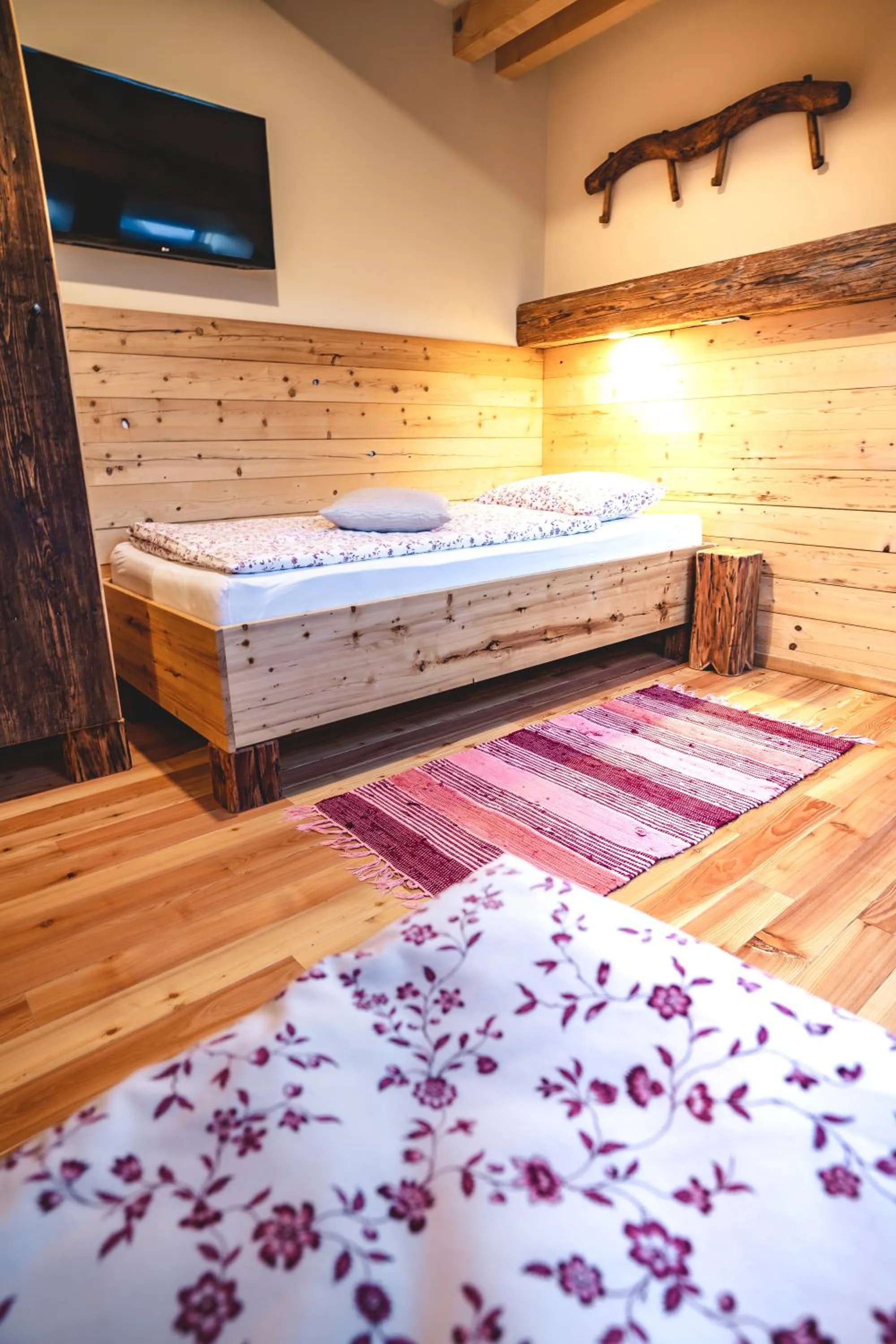 Bed in Tourist Farm Šenkova Domačija
