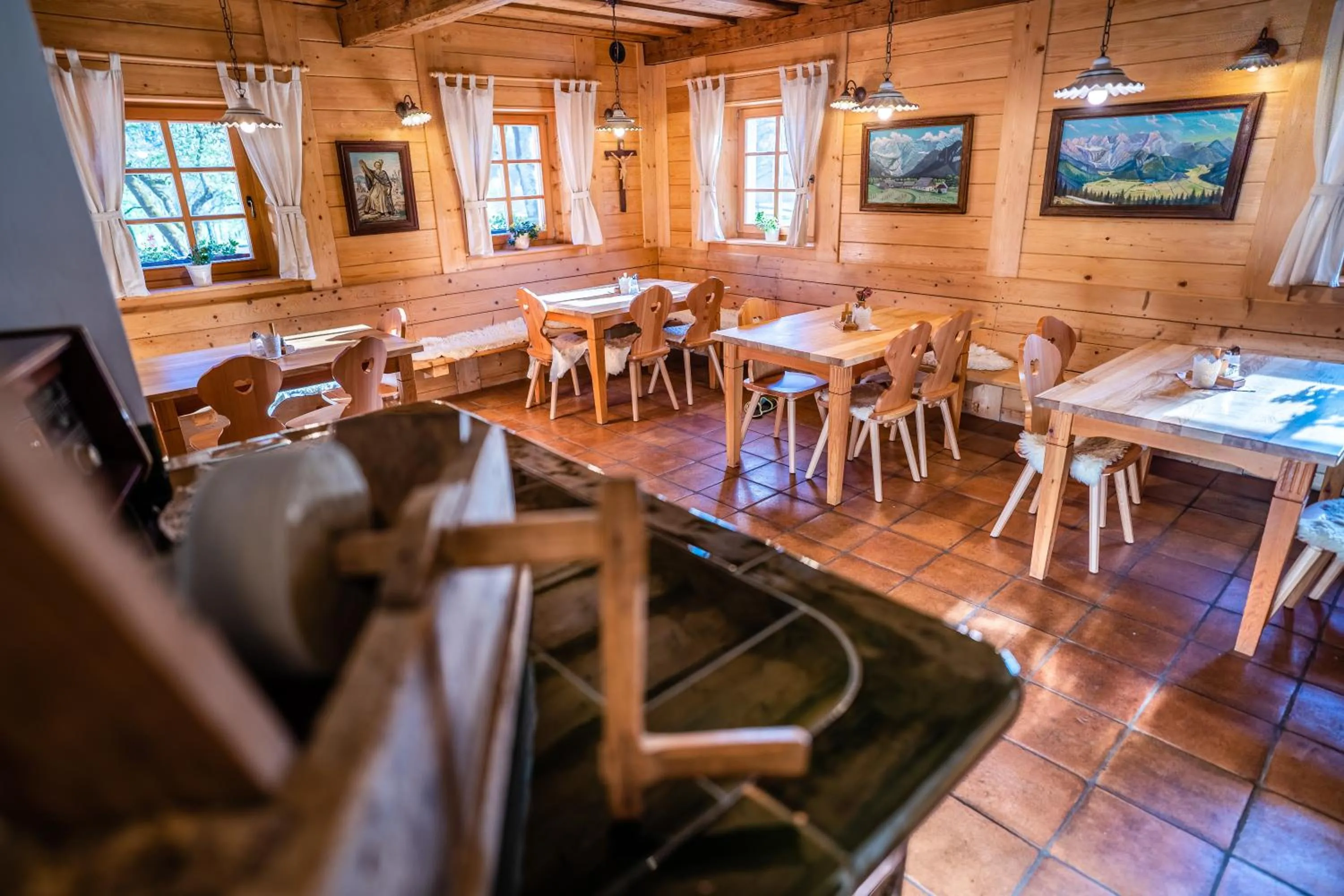 Restaurant/places to eat in Tourist Farm Šenkova Domačija