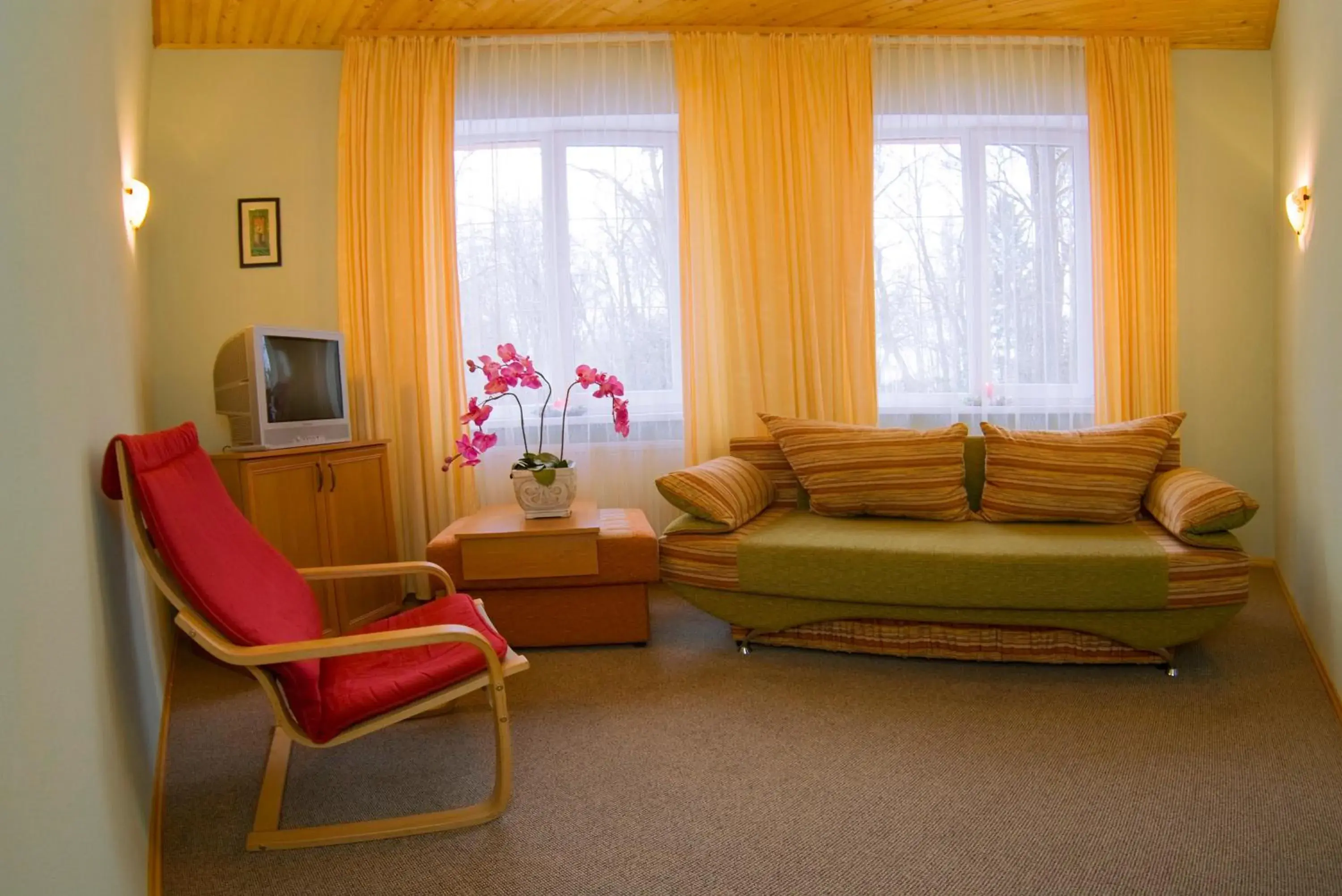 Standard Twin Room with Garden View in Oberig Standard Twin Room with Garden View in Oberig