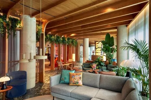 The BoTree London, Curio Collection by Hilton
