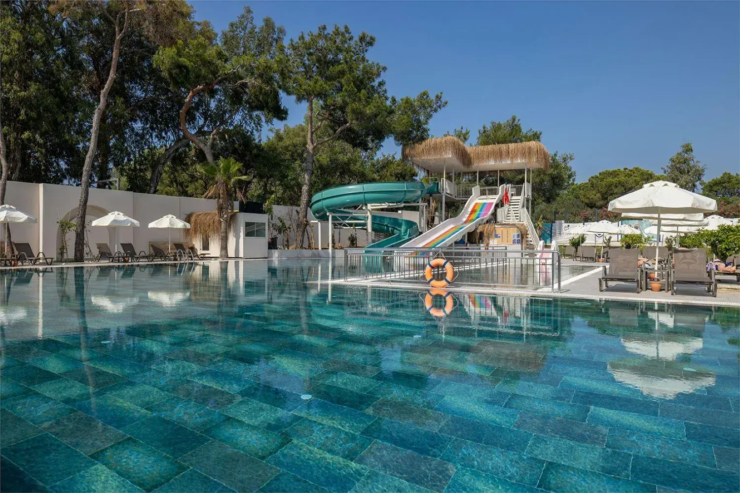 Swimming pool in Berry Blue Hotels Swimming pool in Berry Blue Hotels