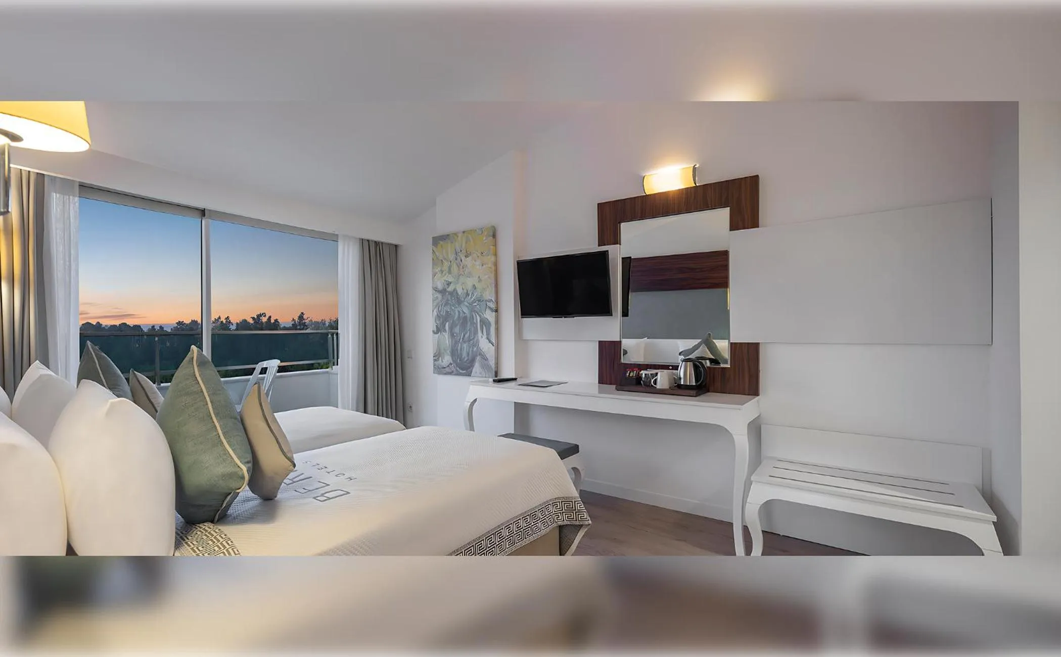 Bedroom, Bed in Berry Blue Hotels