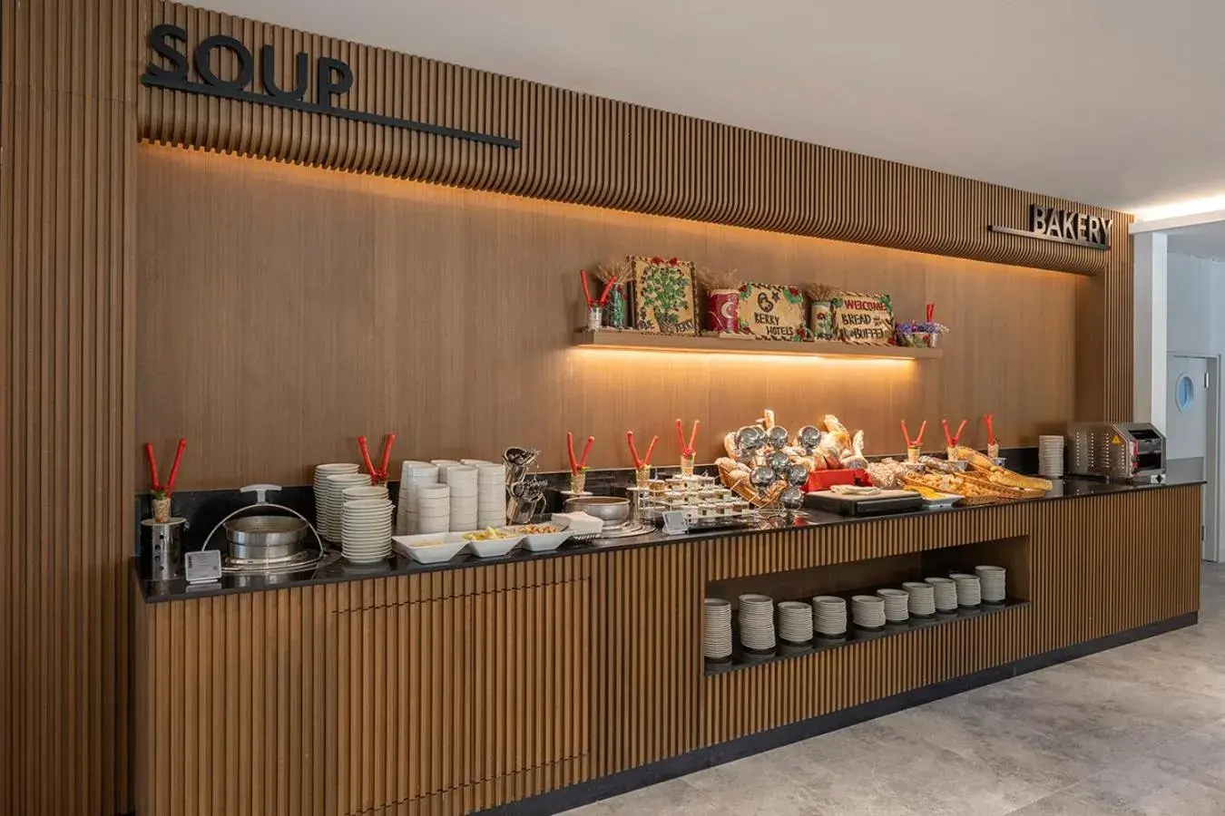 Restaurant/places to eat in Berry Blue Hotels Restaurant/places to eat in Berry Blue Hotels