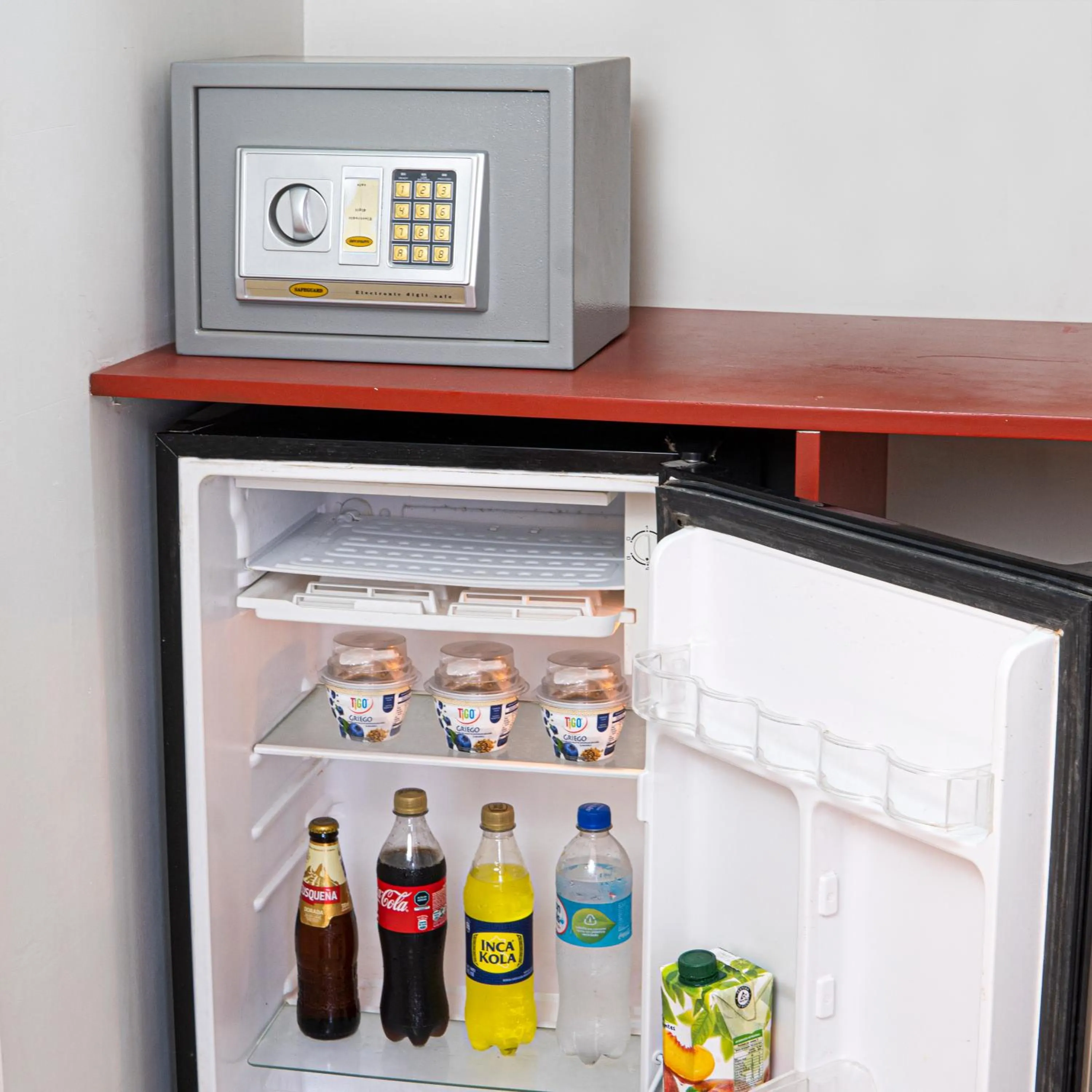 safe in Rua Hoteles Talara