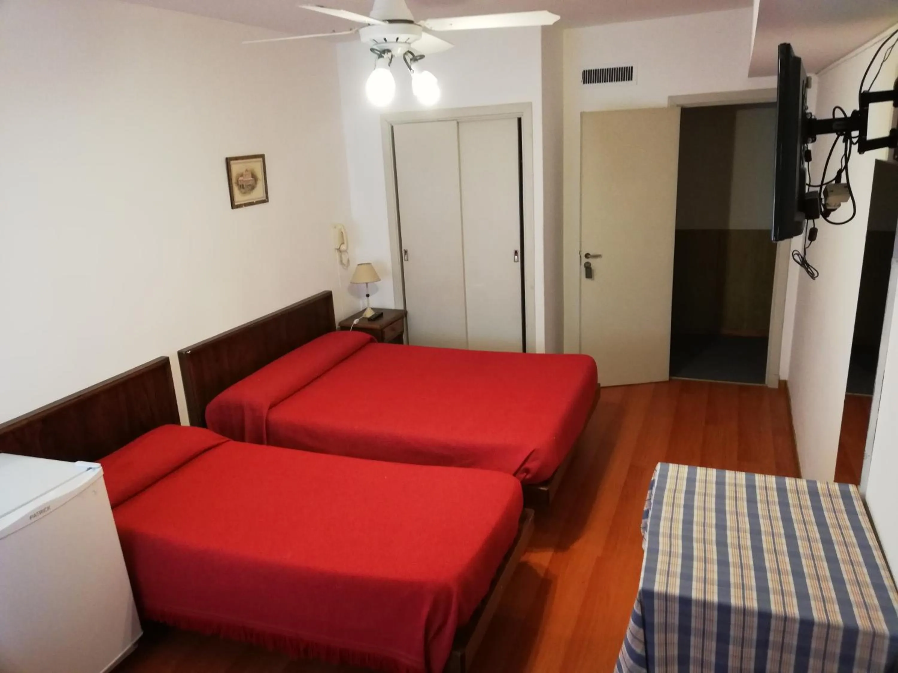 Bed in Necochea Real Hotel