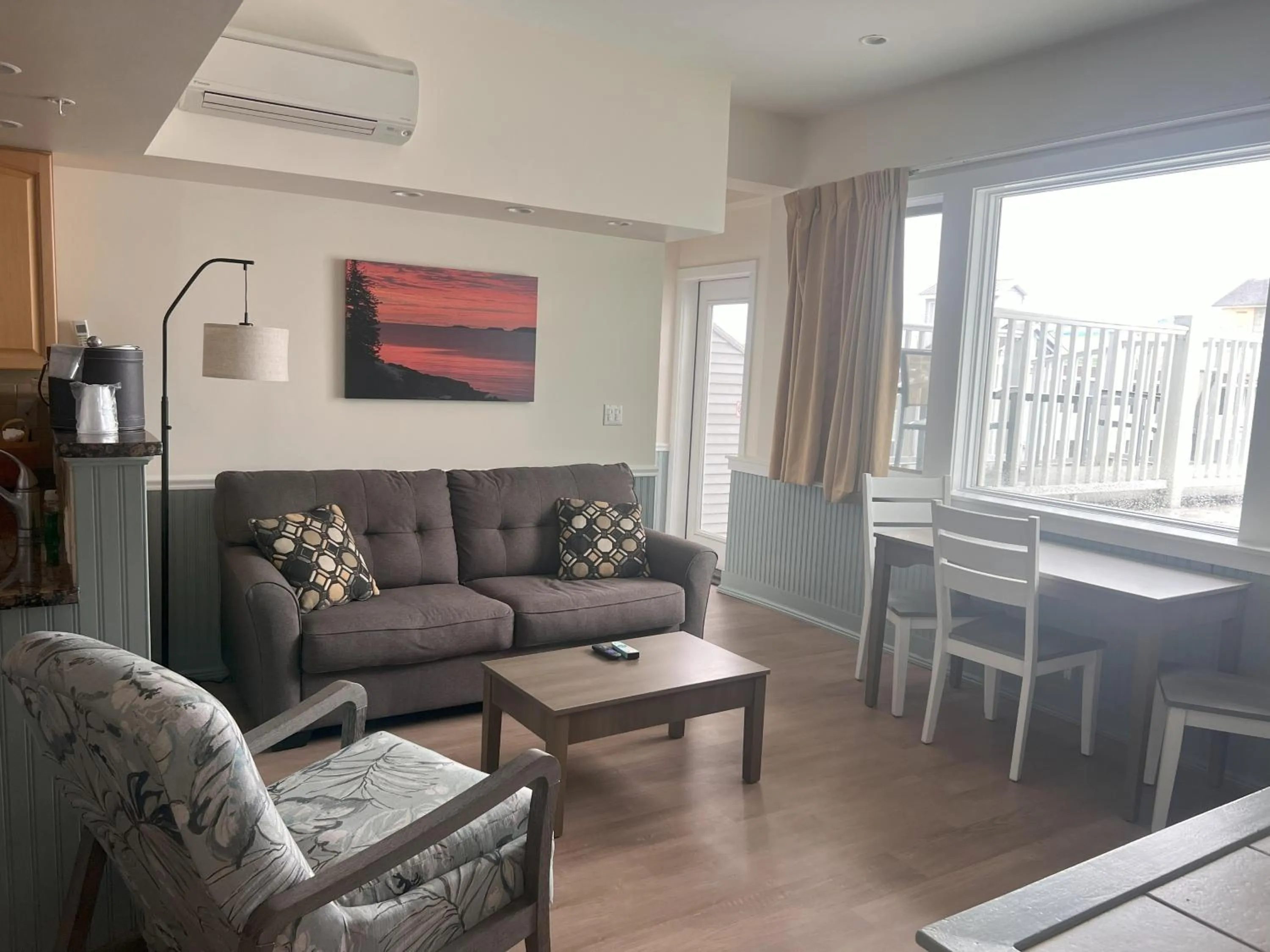 Trade Winds on the Bay