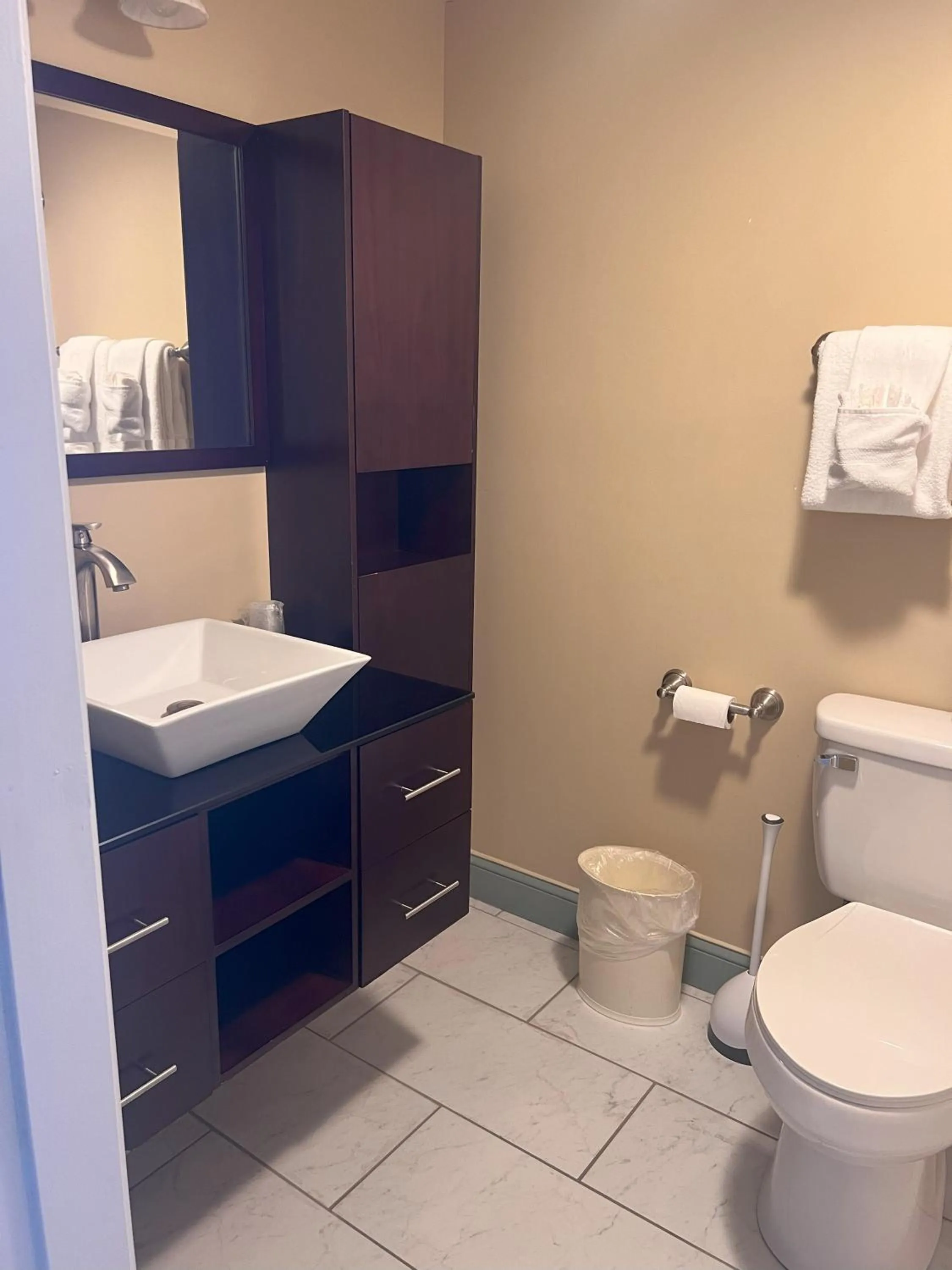 Trade Winds on the Bay