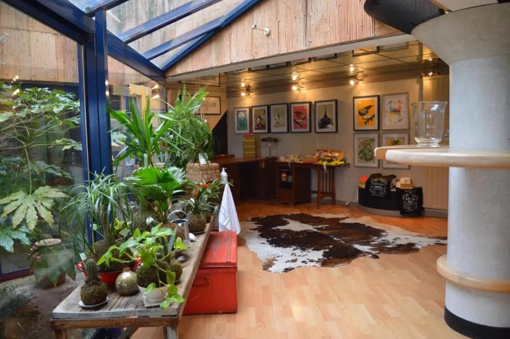 Living room in Casa mARTa : Suites, terrasses et vue panoramique