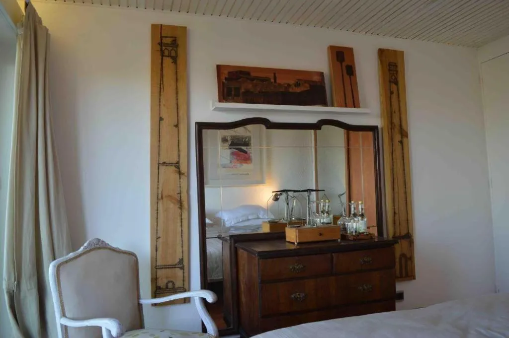 Bedroom, Bed in Casa mARTa : Suites, terrasses et vue panoramique