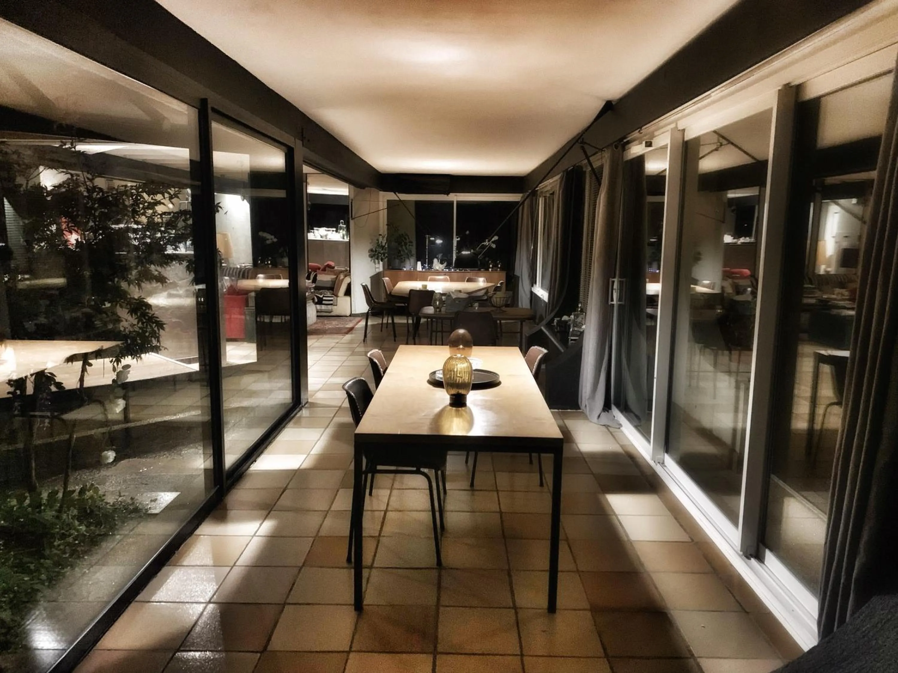 Restaurant/places to eat in Casa mARTa : Suites, terrasses et vue panoramique