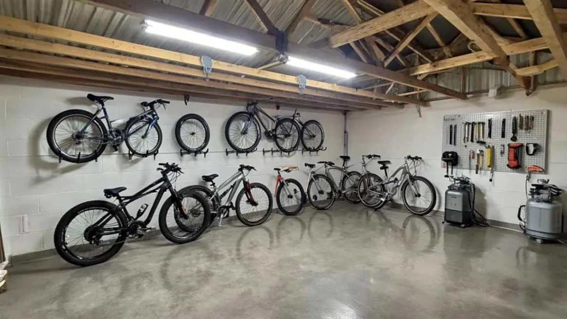 Cycling in Casa mARTa : Suites, terrasses et vue panoramique