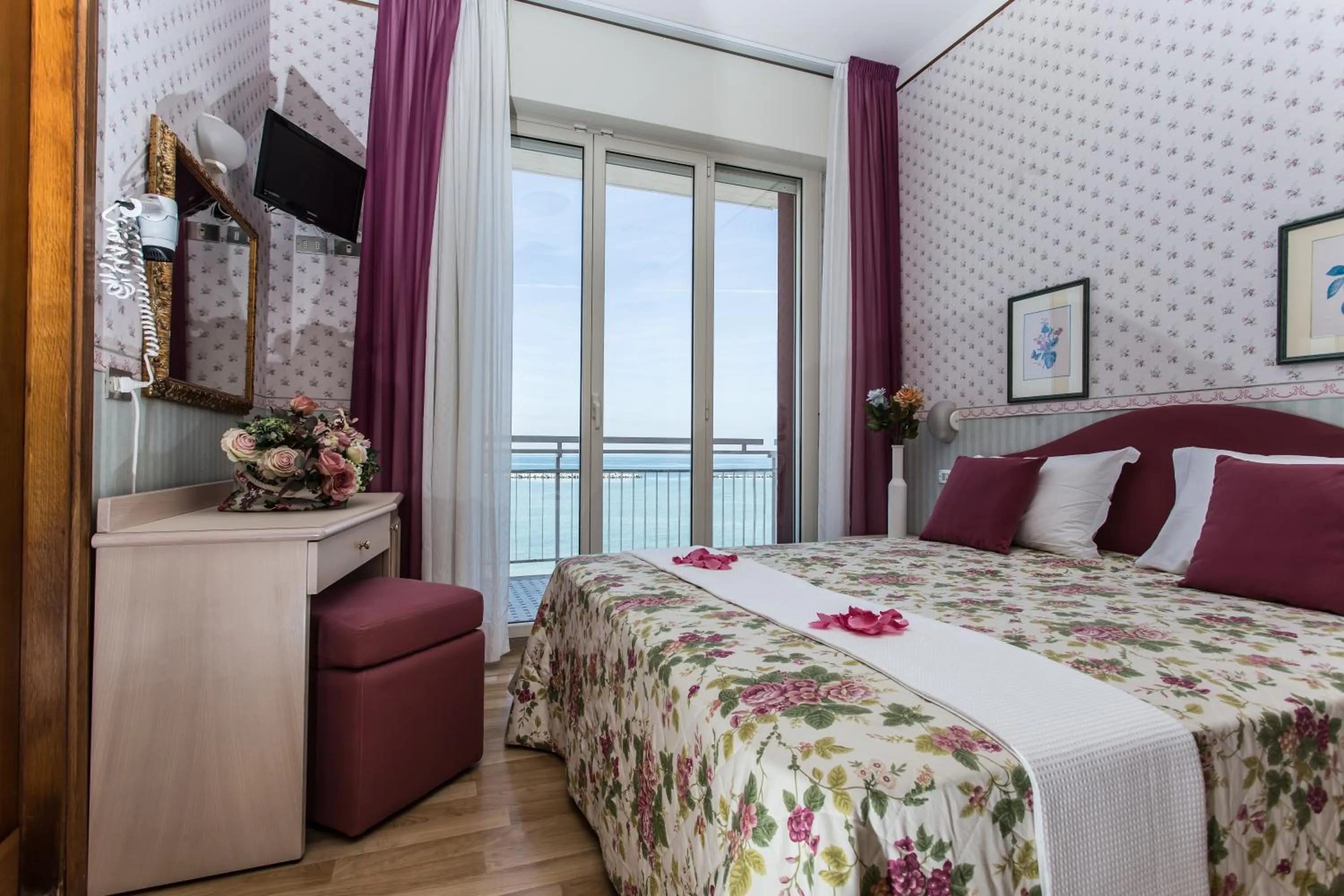 Photo of the whole room in Hotel Sporting