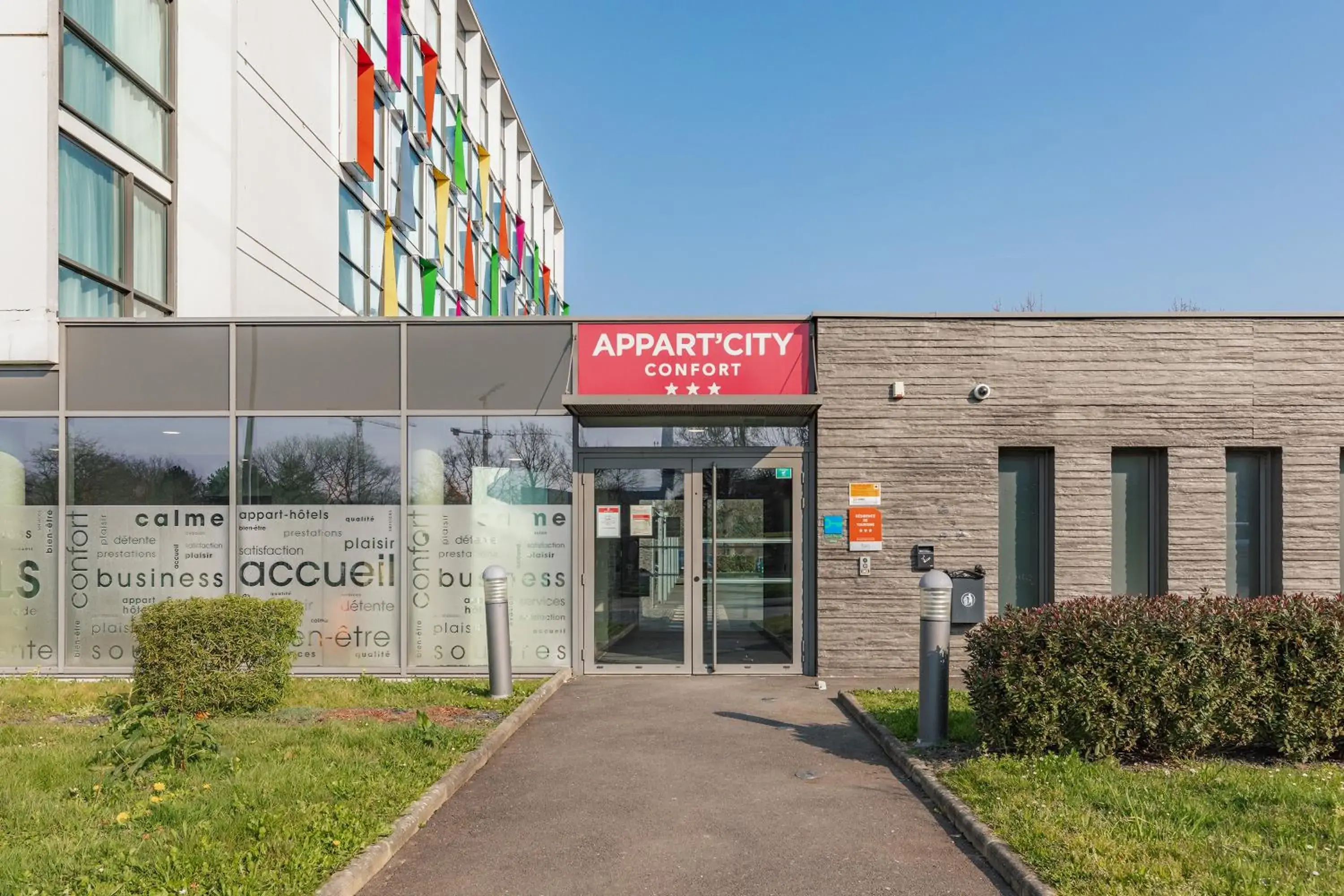 Facade/entrance in Appart’City Confort Rennes – Cesson Sévigné Facade/entrance in Appart’City Confort Rennes – Cesson Sévigné