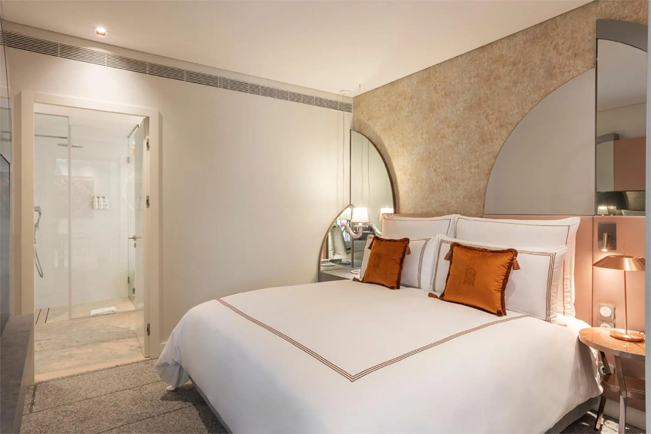 Photo of the whole room, Bed in Convent Square Lisbon, Vignette Collection by IHG