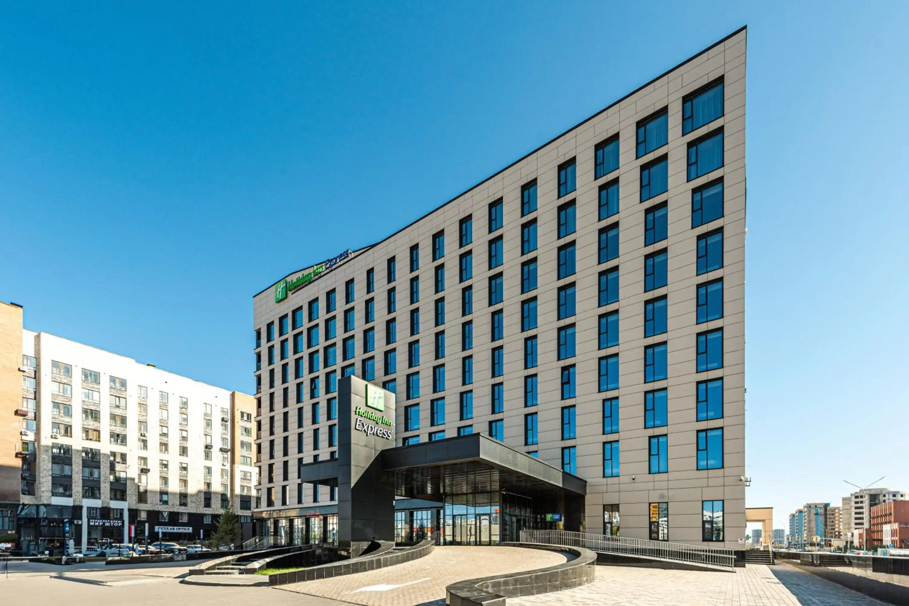 Property building in Holiday Inn Express - Astana - Turan by IHG Property building in Holiday Inn Express - Astana - Turan by IHG