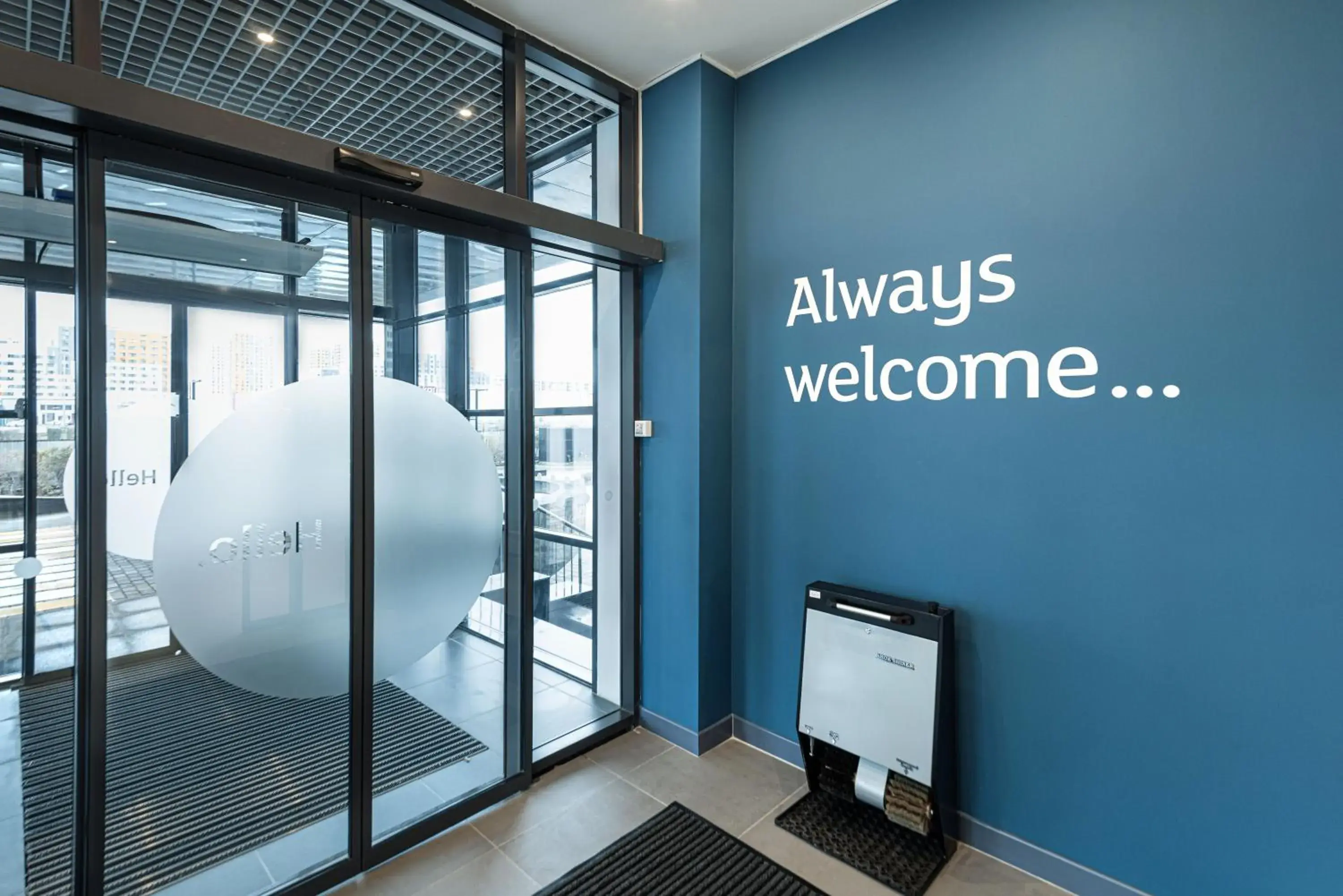 Facade/entrance in Holiday Inn Express - Astana - Turan by IHG Facade/entrance in Holiday Inn Express - Astana - Turan by IHG